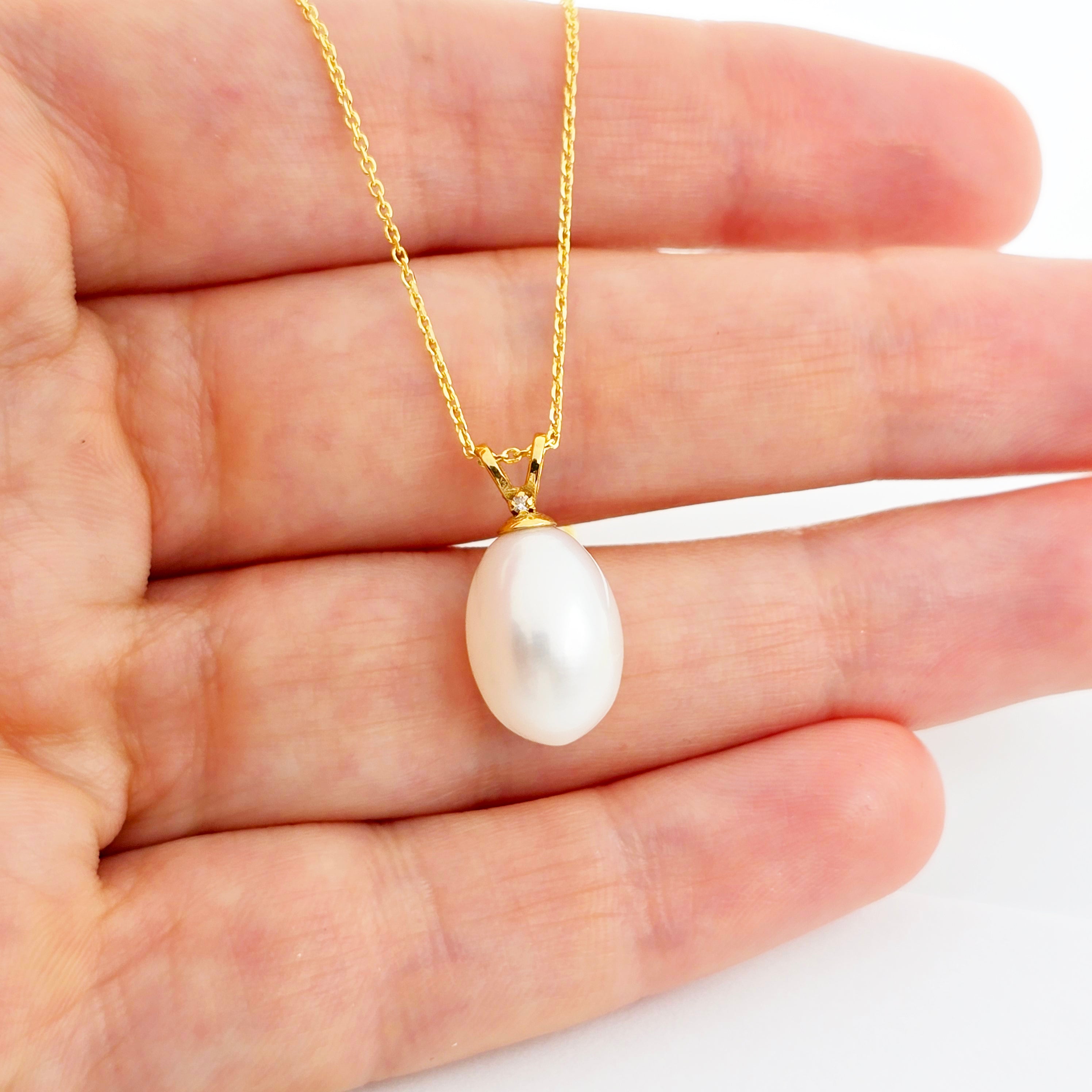 14K Yellow Gold Pearl Pendant Necklace, Diamond Accent, June Birthstone