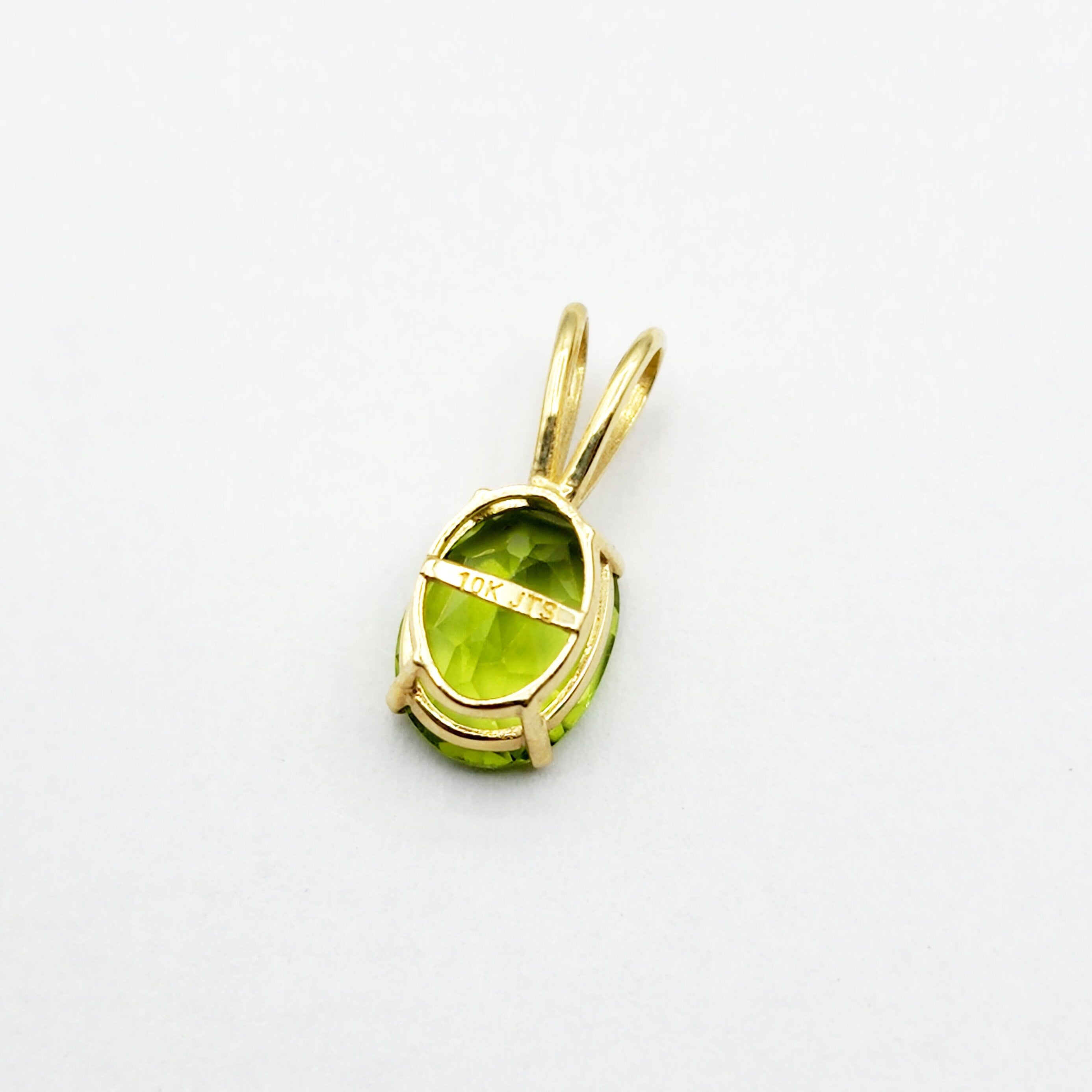 10K Yellow Gold Peridot Pendant Necklace, August Birthstone 8x6mm
