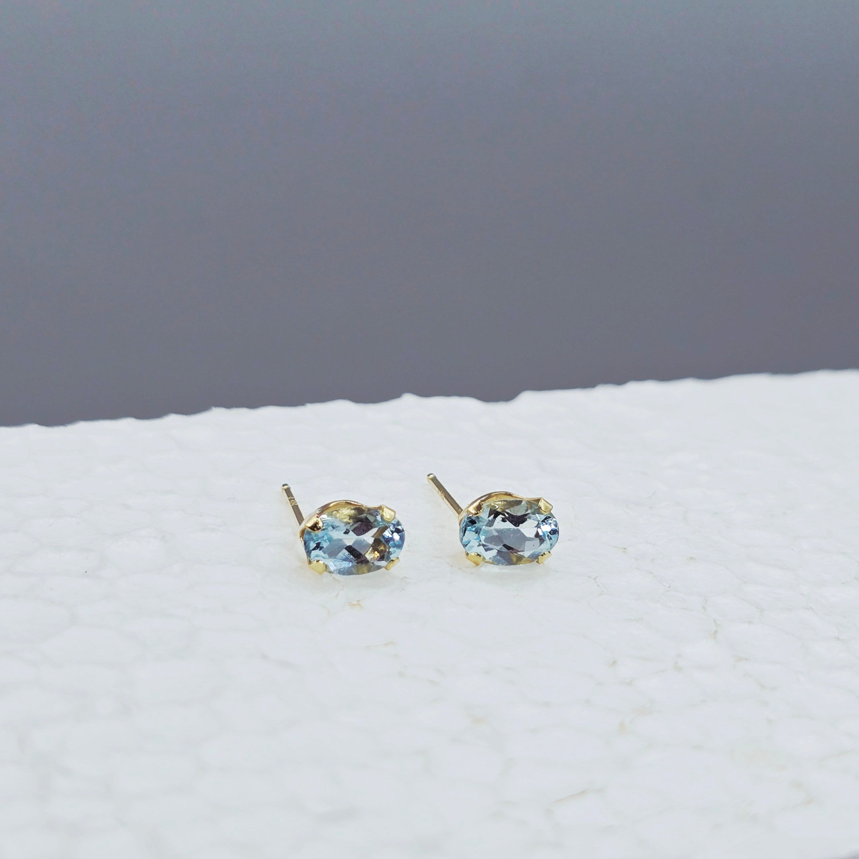 14K Yellow Gold Oval Genuine Aquamarine 6X4mm Stud Earrings