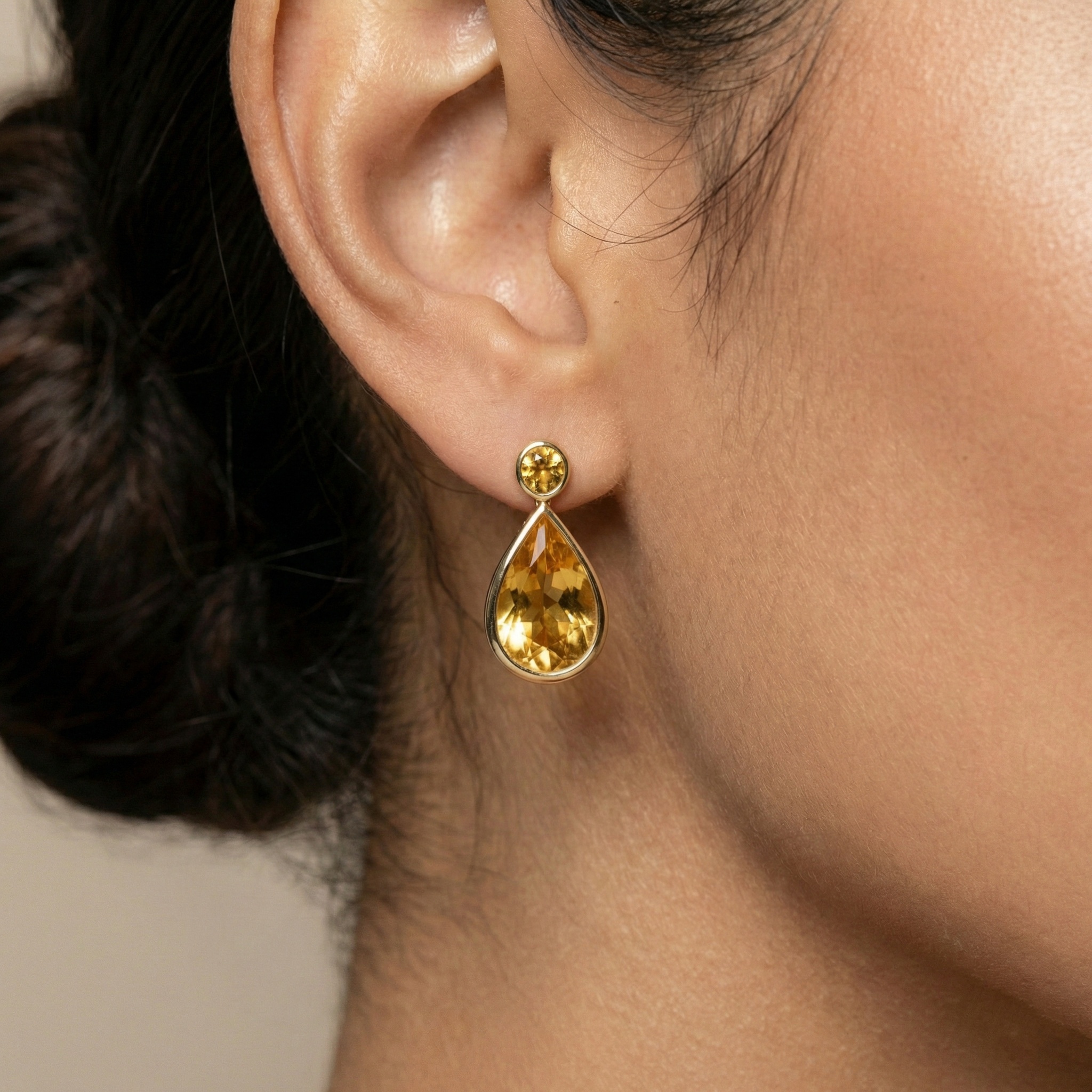 14k Yellow Gold Teardrop Citrine Stud Earrings (4.7cts)