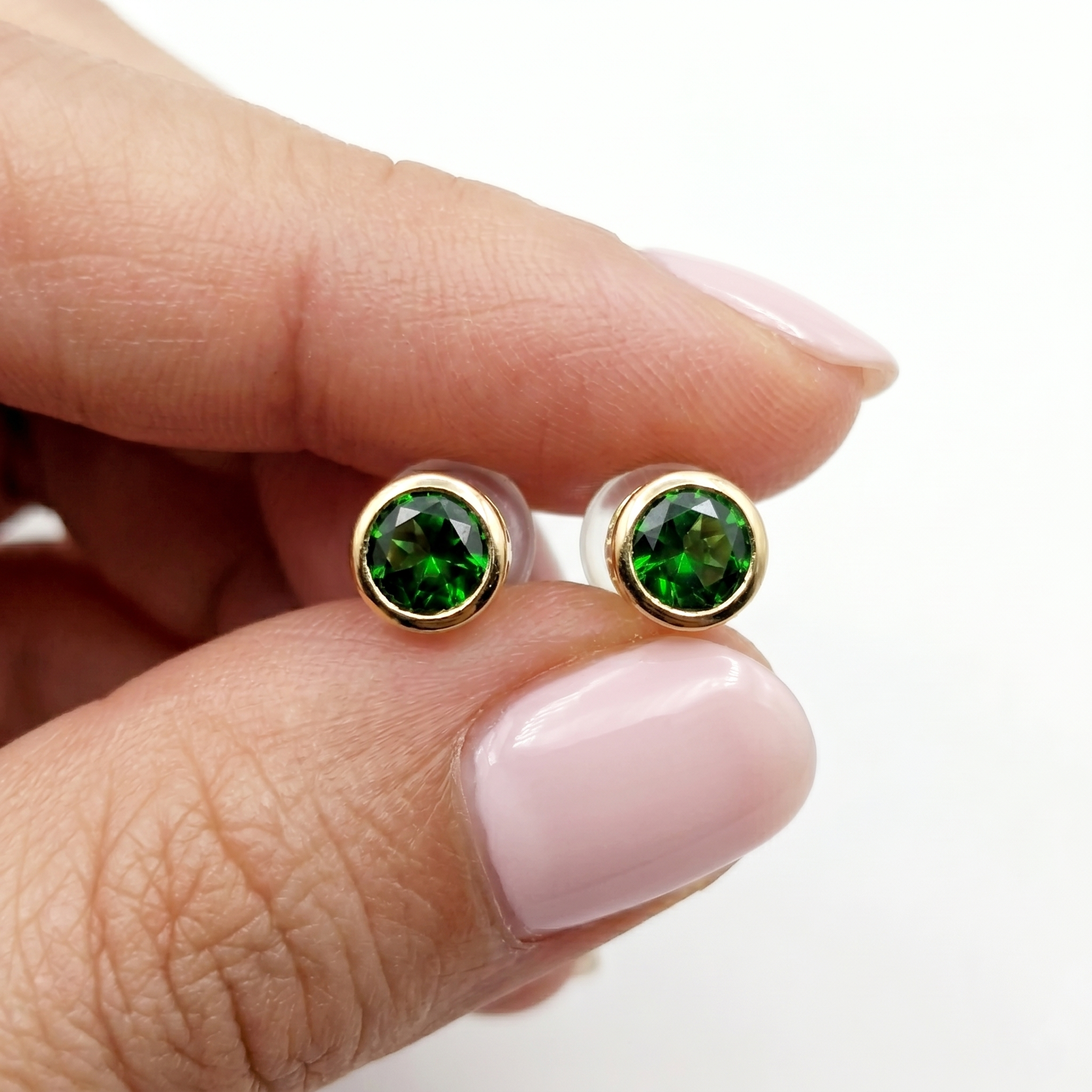 14K Yellow Gold Chrome diopside Stud Earrings, Green Gemstone Bezel Set, Minimalist Gold Earrings, Gift for Her