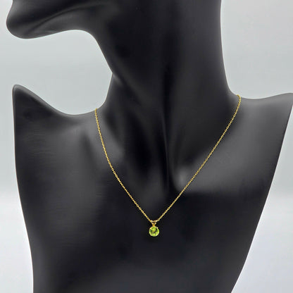 14K Yellow Gold Heart Peridot 6x6mm Pendant Necklace, Genuine Gemstone Jewellery for Women, August Birthstone, Green Gemstone Pendant