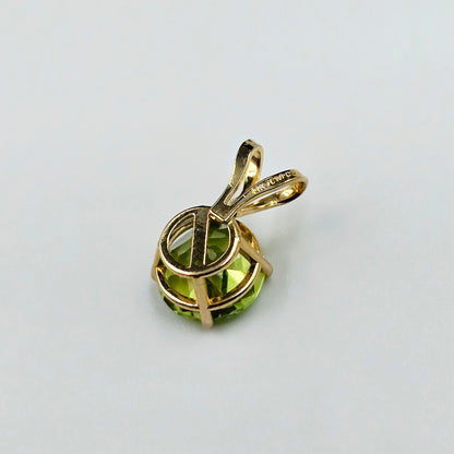 14K Yellow Gold Heart Peridot 6x6mm Pendant Necklace, Genuine Gemstone Jewellery for Women, August Birthstone, Green Gemstone Pendant