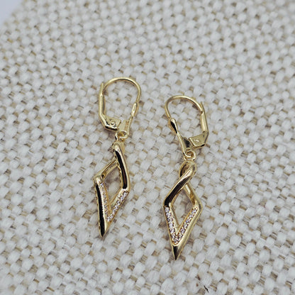 10K Yellow Gold Dangle Earrings: Cubic Zirconia Leverback Drop