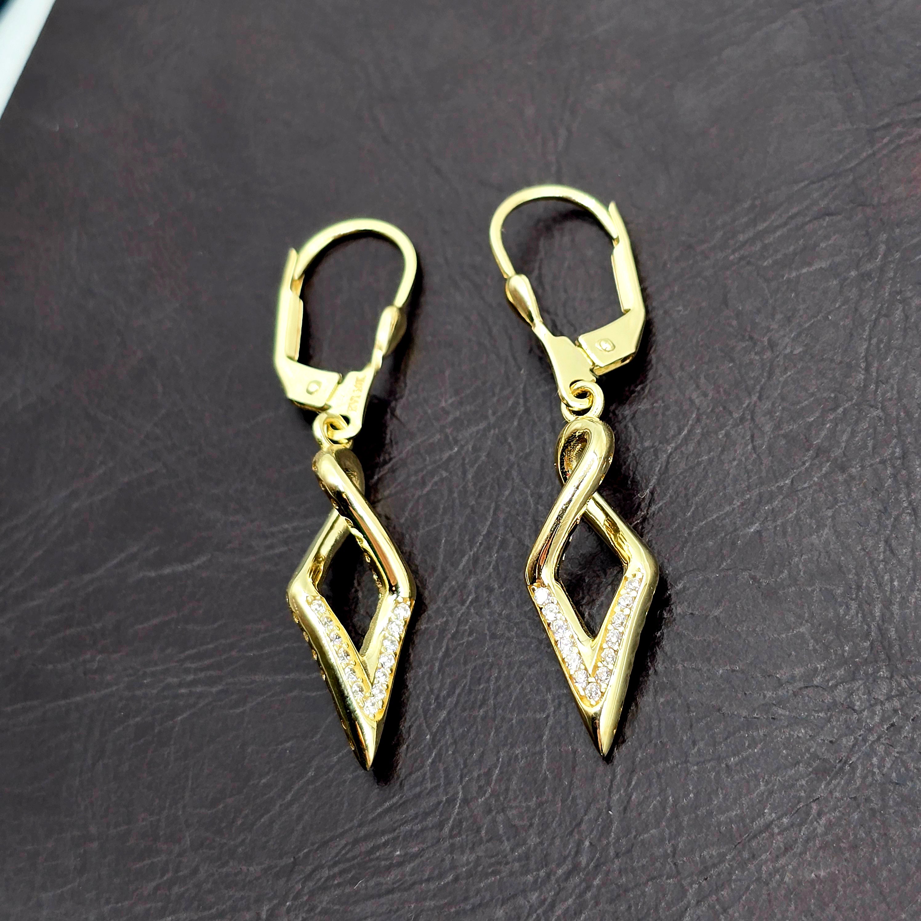 10K Yellow Gold Dangle Earrings: Cubic Zirconia Leverback Drop