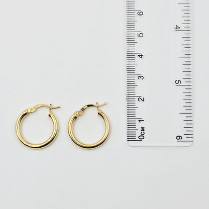 18K Solid Gold Hoop Earrings: Classic Everyday Jewelry