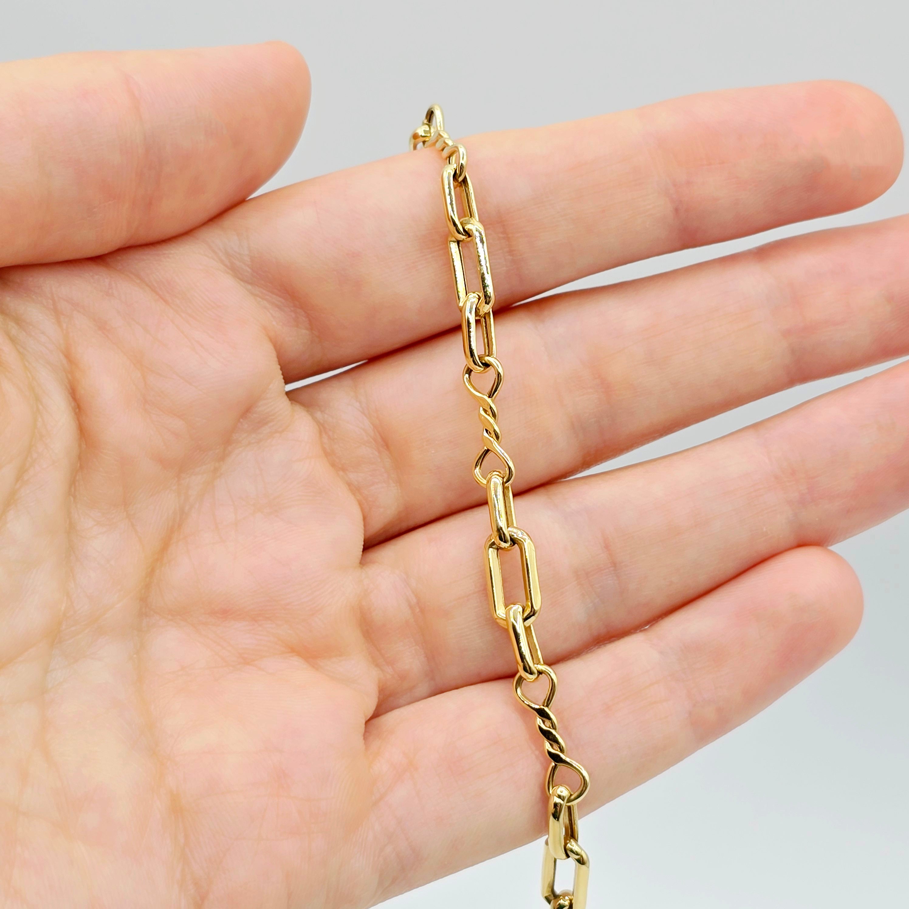 18K Yellow Gold Rectangular Link Bracelet: Lightweight Fine Jewelry