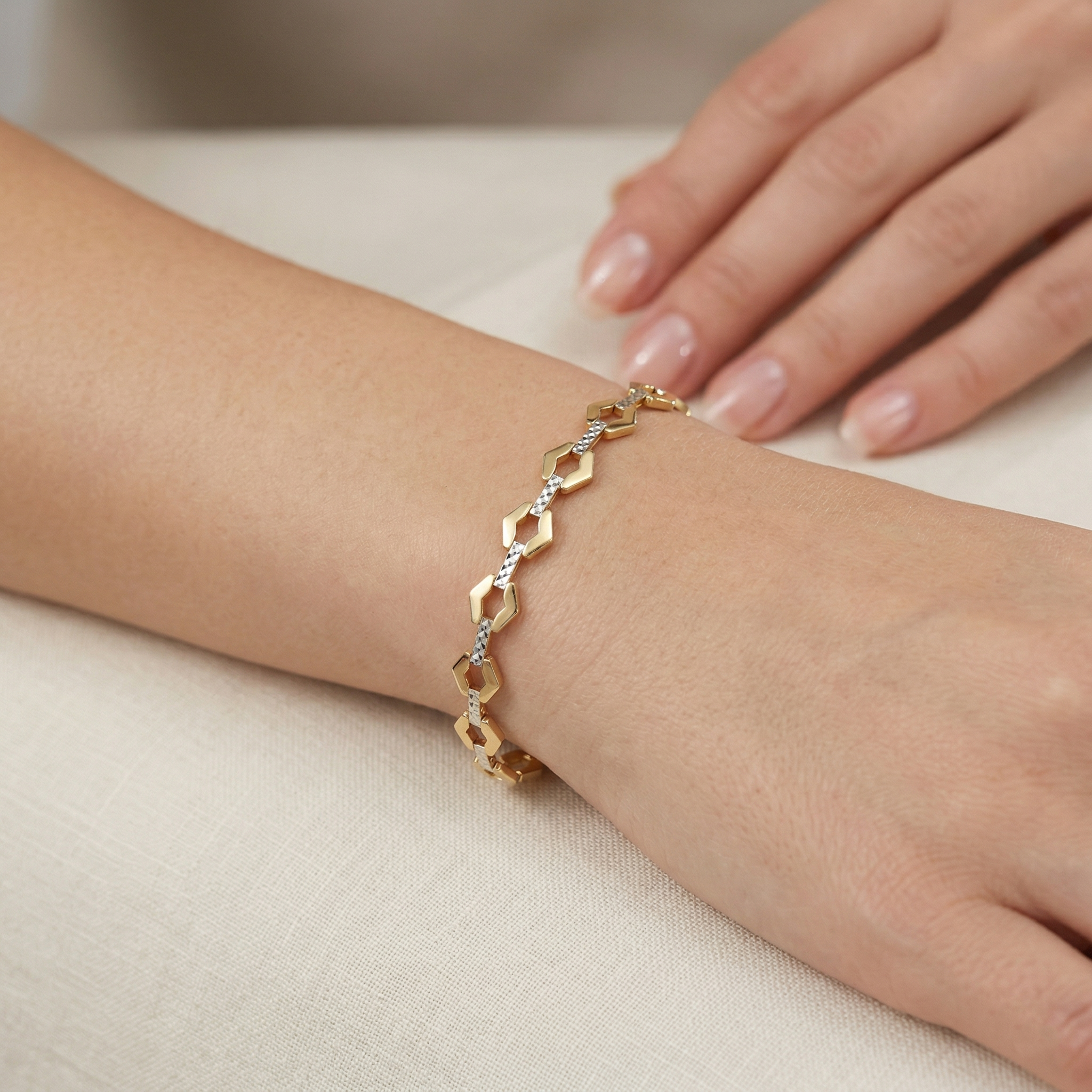 Gold Link Bracelet , Two-Tone Diamond-Cut Chain Bracelet, Elegant Everyday Jewelry