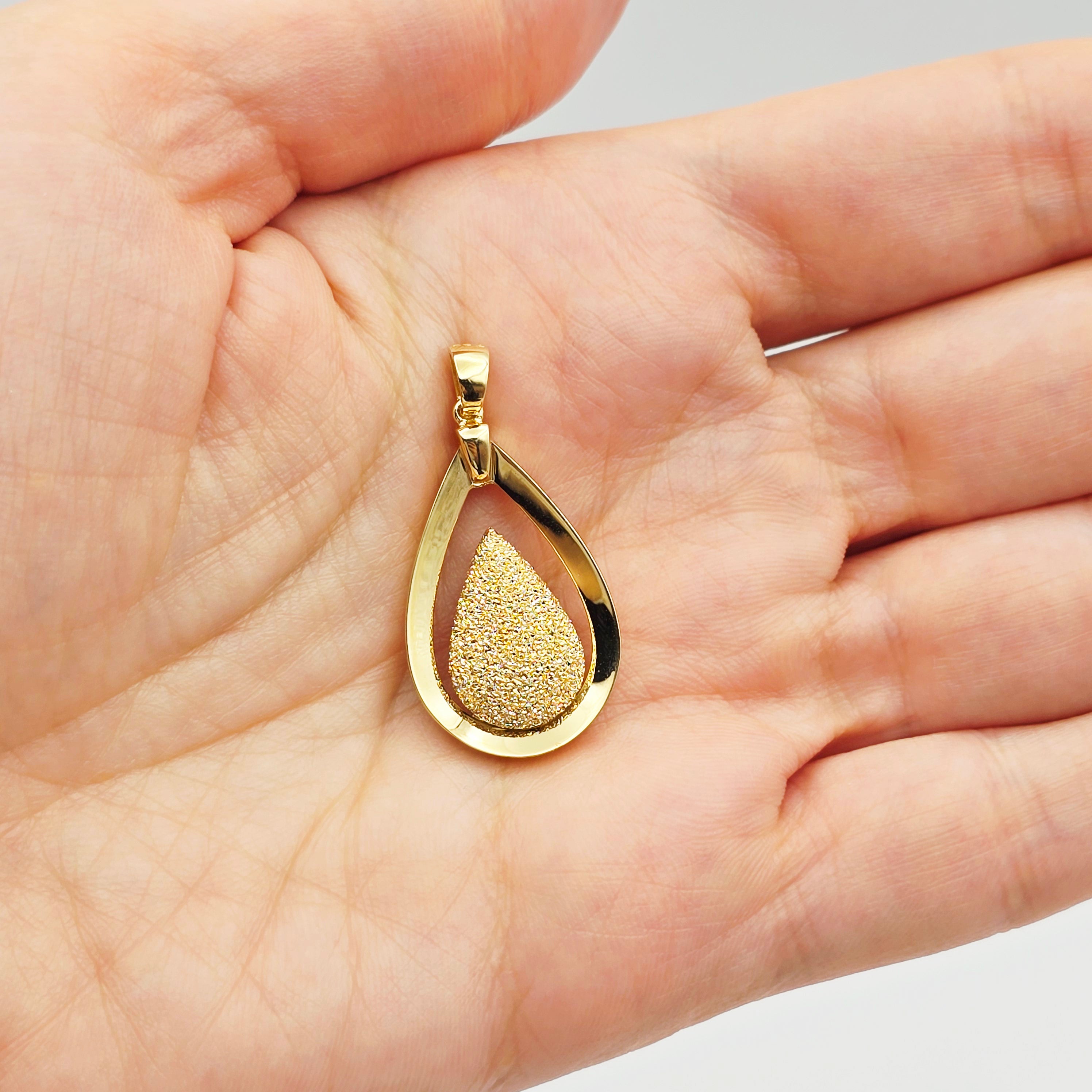 18K Solid Yellow Gold Teardrop Pendant , Textured Gold Drop Pendant , Luxury Necklace, Gift for Her