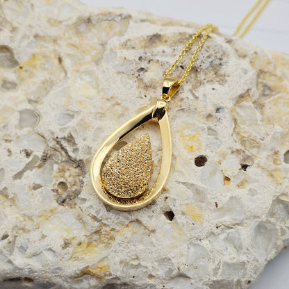 18K Solid Yellow Gold Teardrop Pendant , Textured Gold Drop Pendant , Luxury Necklace, Gift for Her