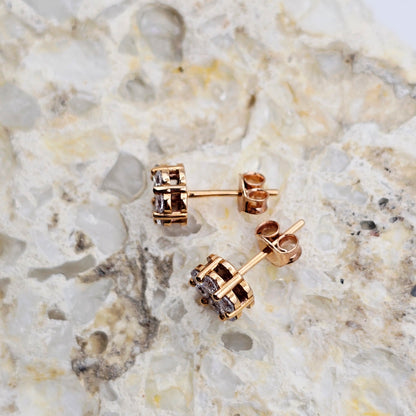 18K Rose Gold CZ Stud Earrings, 7 Stone Cluster Diamond Look Earrings, Solid Gold Floral Studs, Minimalist Luxury Jewelry Gift for Her