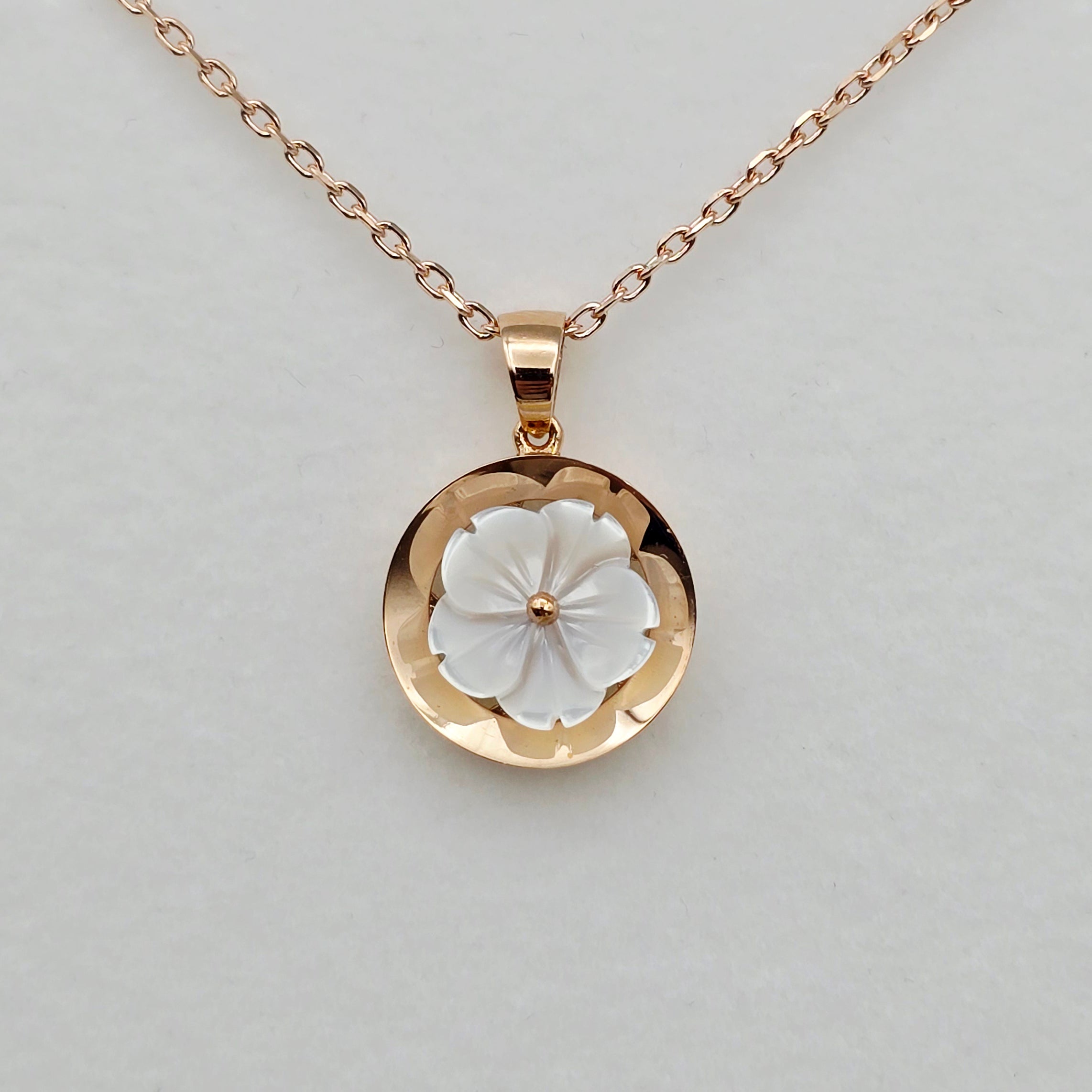 18K Rose Gold Pendant, Shell Flower Necklace, Floral Pendant, Elegant Gift for Her