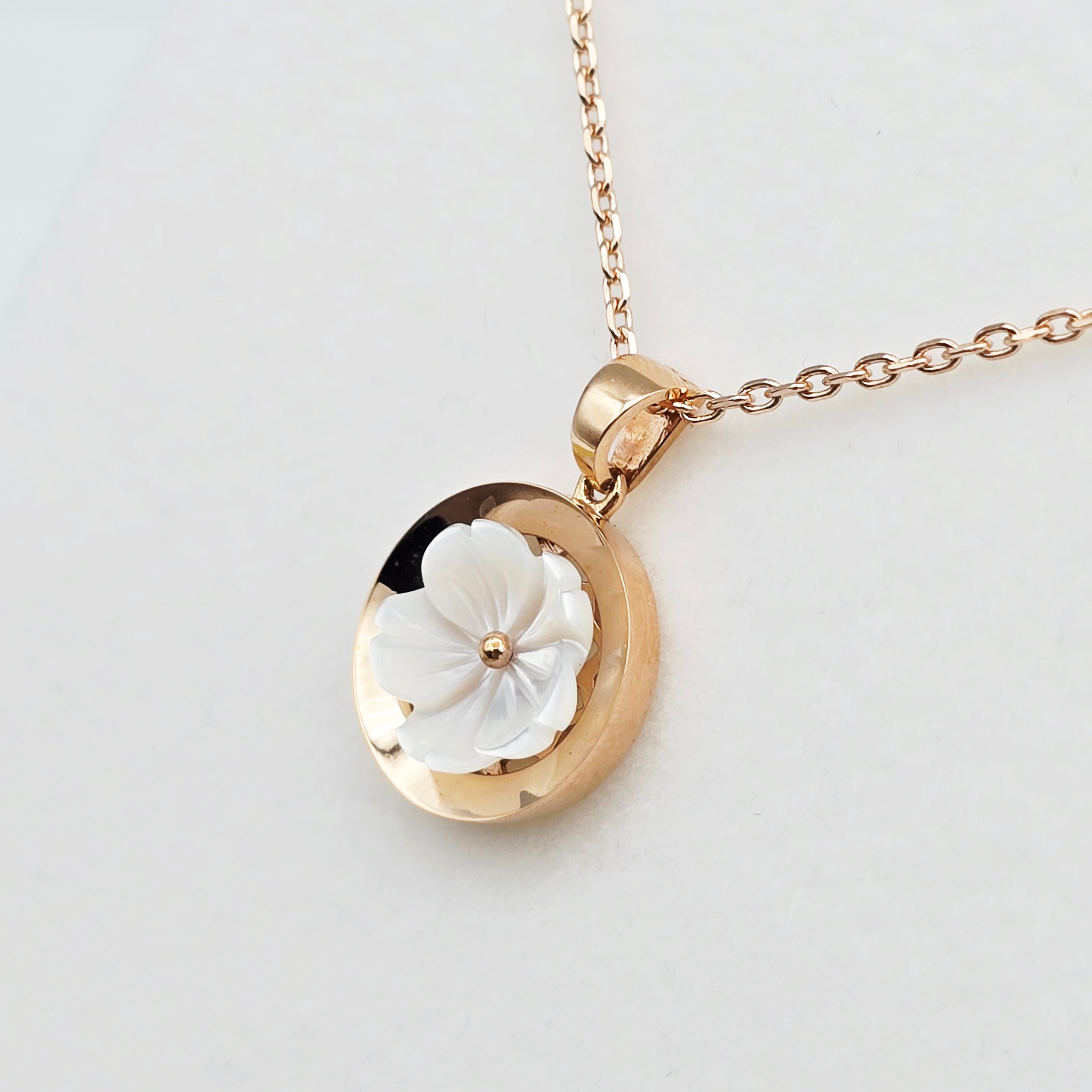 18K Rose Gold Pendant, Shell Flower Necklace, Floral Pendant, Elegant Gift for Her