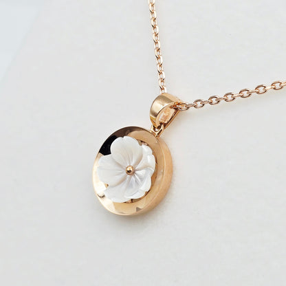 18K Rose Gold Pendant, Shell Flower Necklace, Floral Pendant, Elegant Gift for Her