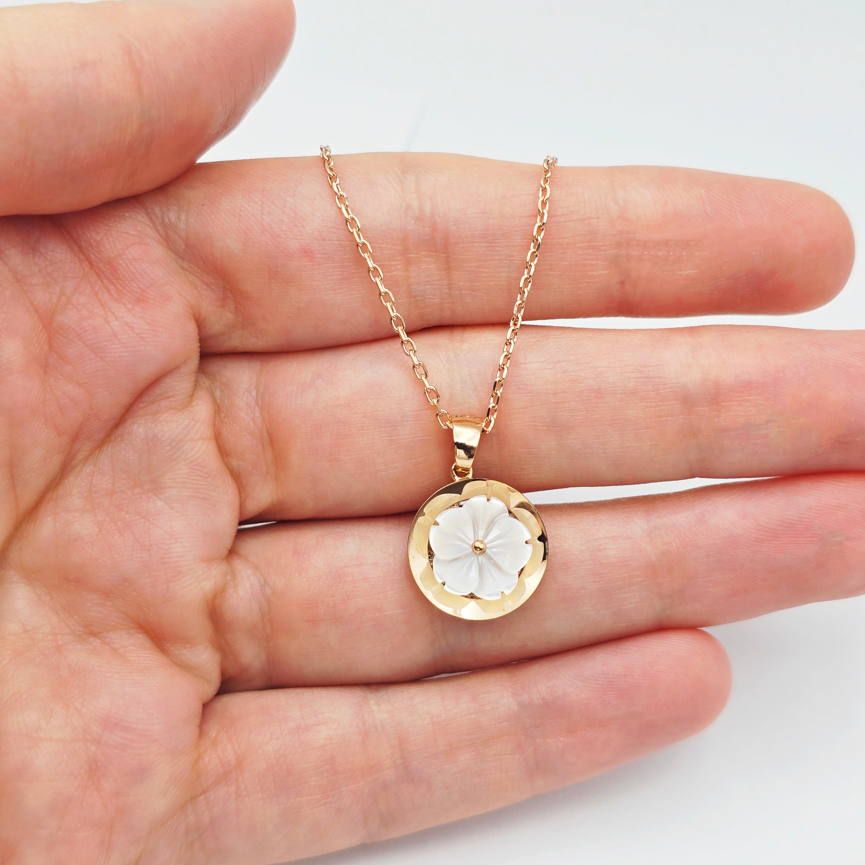 18K Rose Gold Pendant, Shell Flower Necklace, Floral Pendant, Elegant Gift for Her