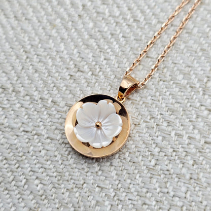 18K Rose Gold Pendant, Shell Flower Necklace, Floral Pendant, Elegant Gift for Her