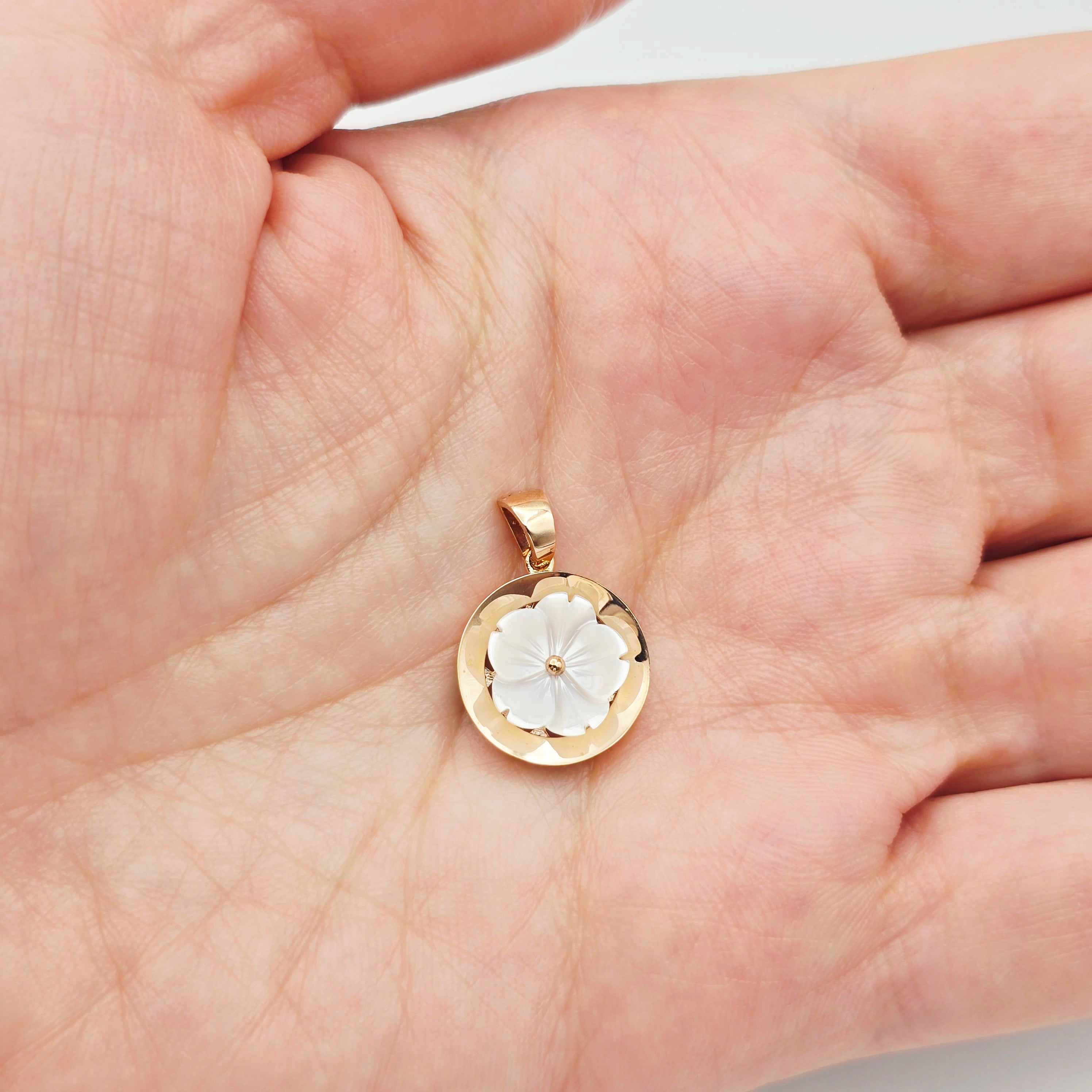 18K Rose Gold Pendant, Shell Flower Necklace, Floral Pendant, Elegant Gift for Her