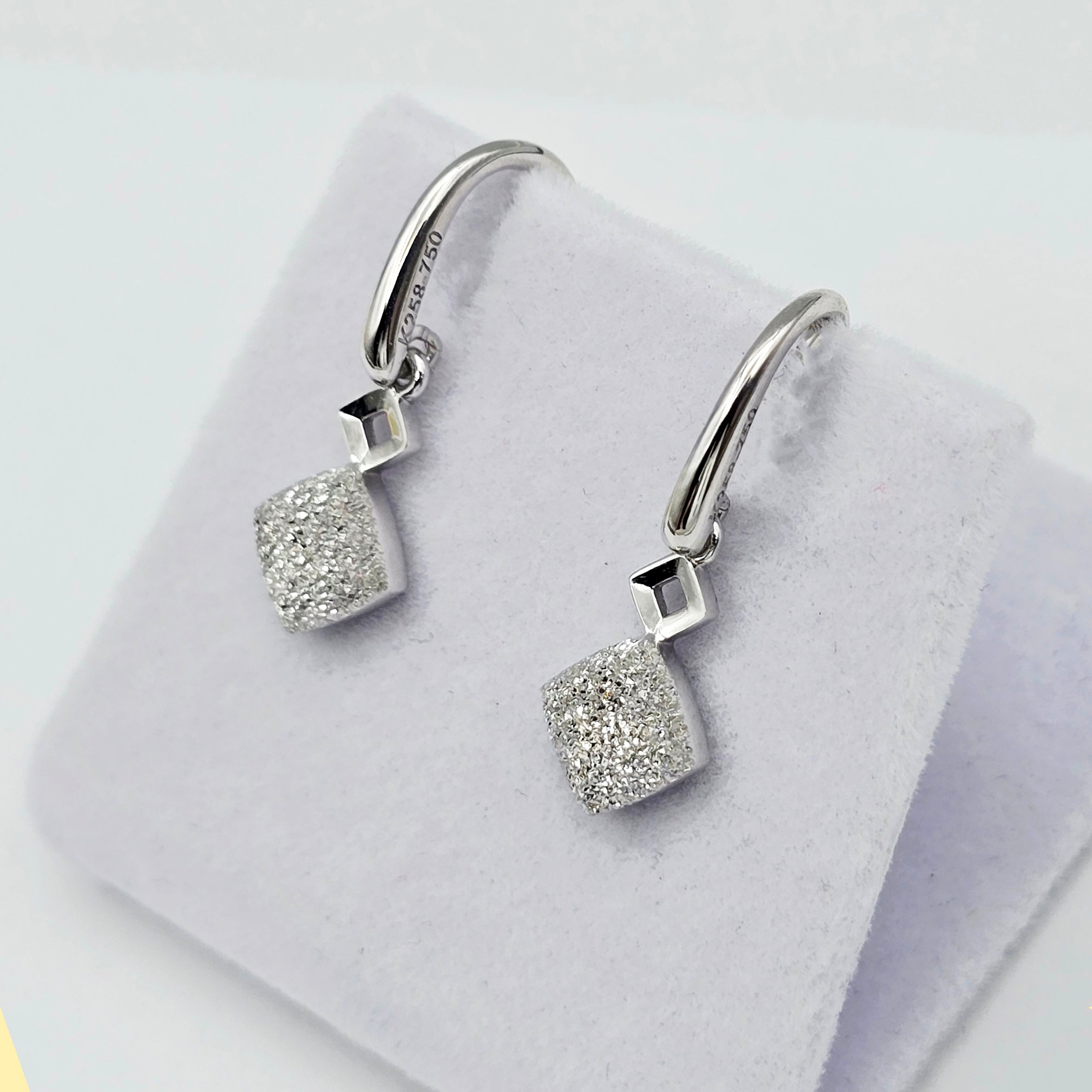 18K White Gold Diamond Cut Square Dangle Earrings