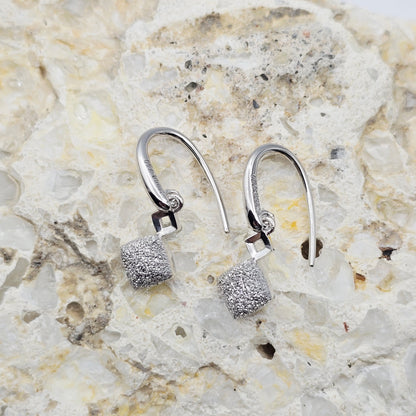 18K White Gold Diamond Cut Square Dangle Earrings