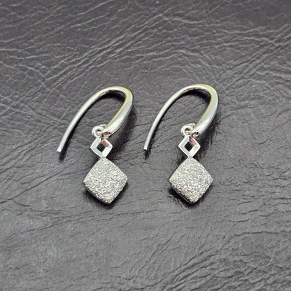 18K White Gold Diamond Cut Square Dangle Earrings