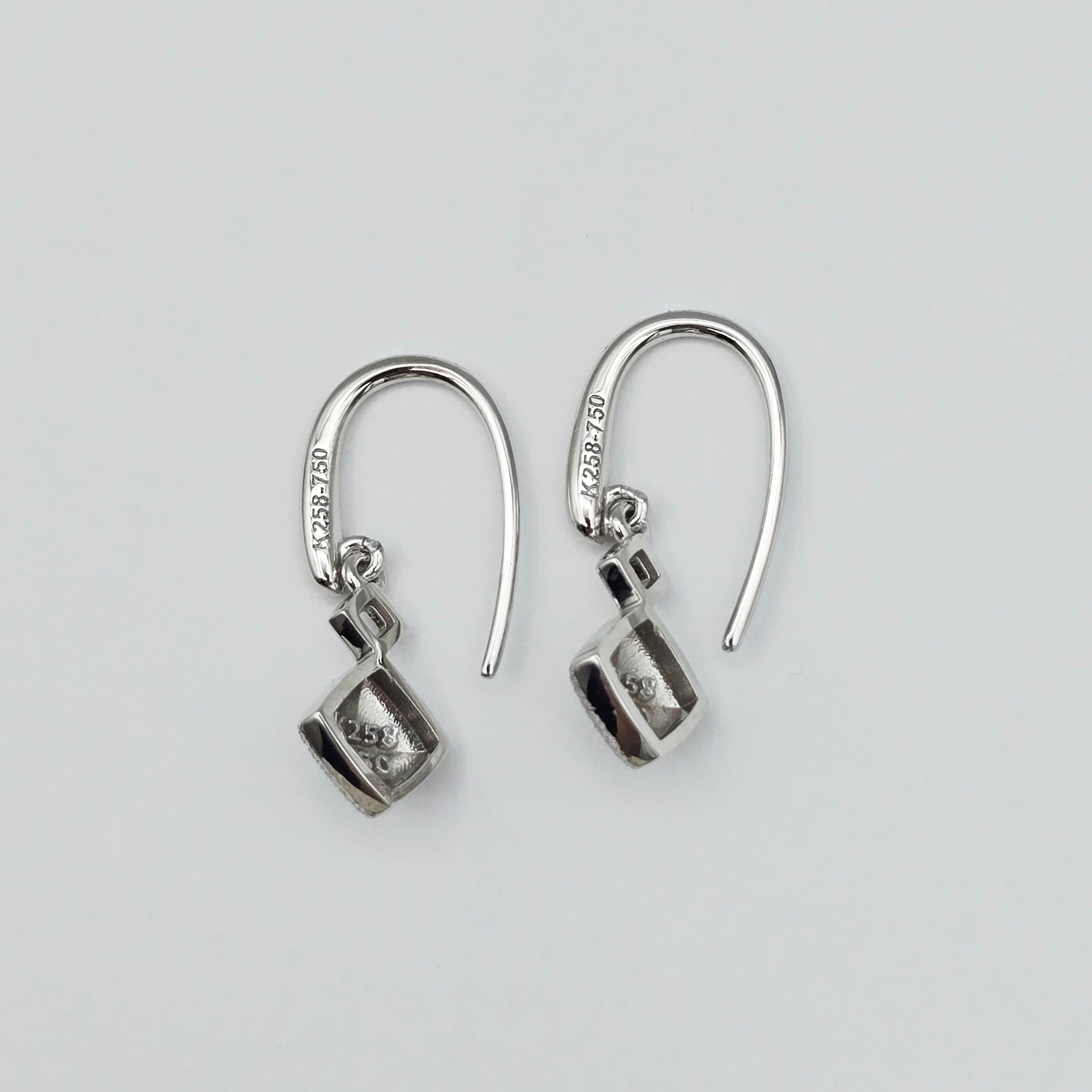 18K White Gold Diamond Cut Square Dangle Earrings