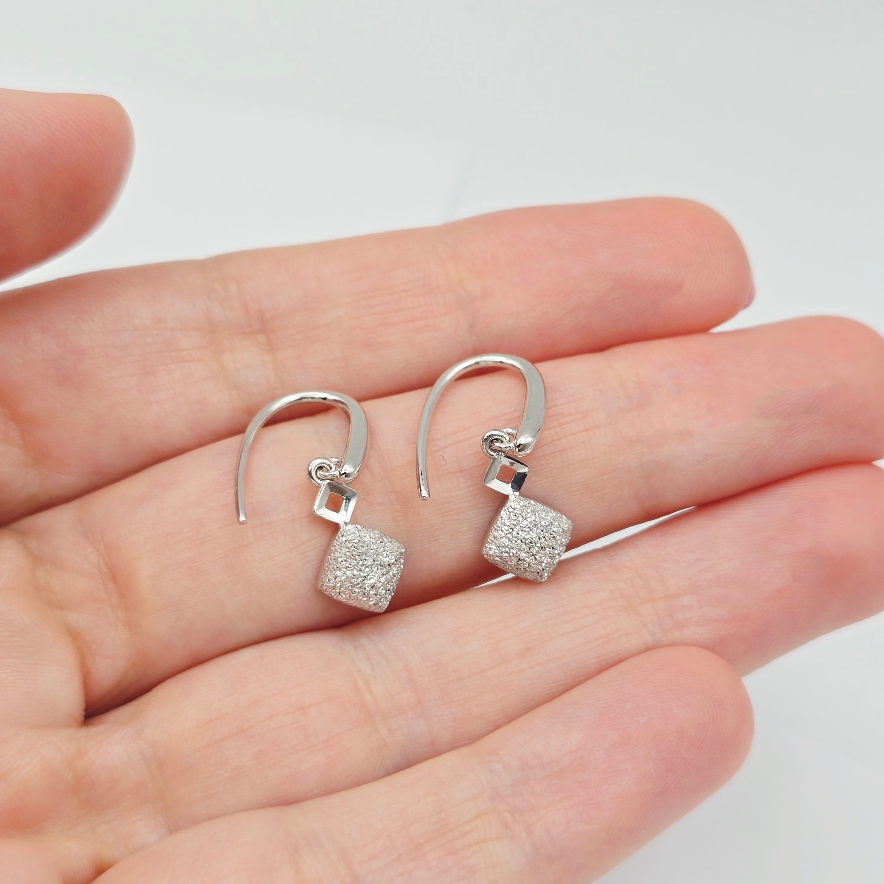 18K White Gold Diamond Cut Square Dangle Earrings