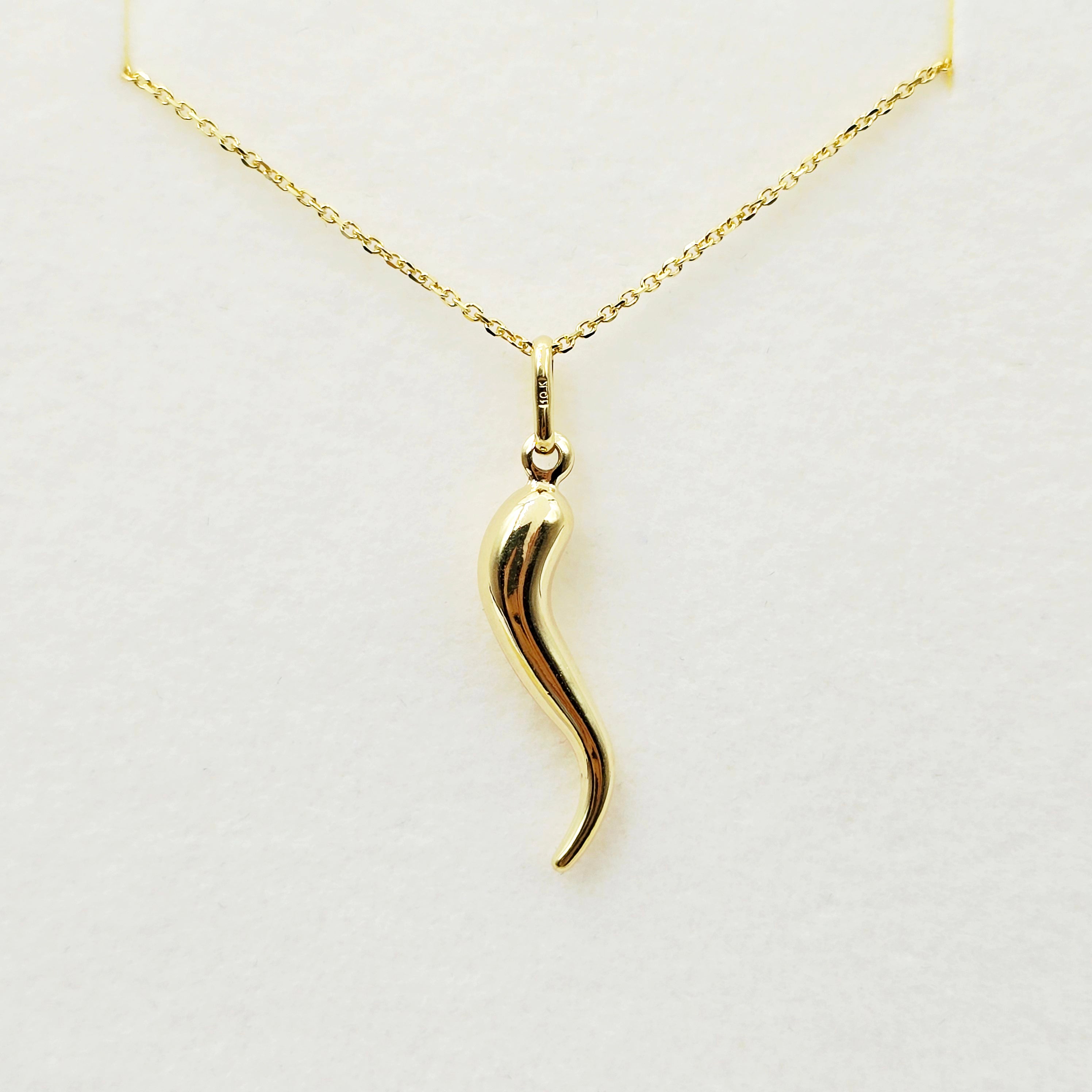 10K Yellow Gold Italian Horn Pendant, Cornicello Charm, Italian Good Luck Amulet, Gold Horn Necklace Charm, Protection Jewelry