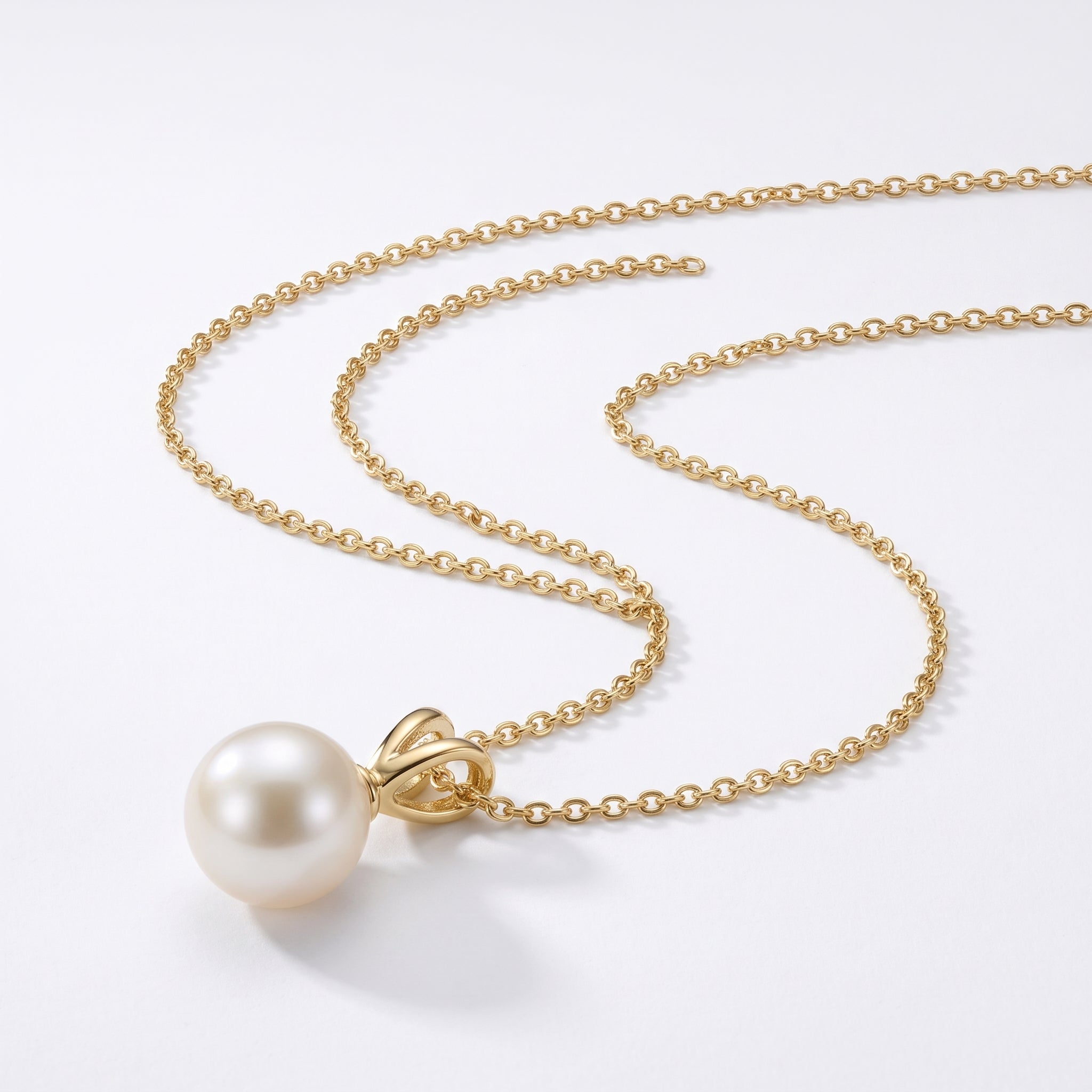 14K Solid Gold Cultured Pearl Pendant Necklace