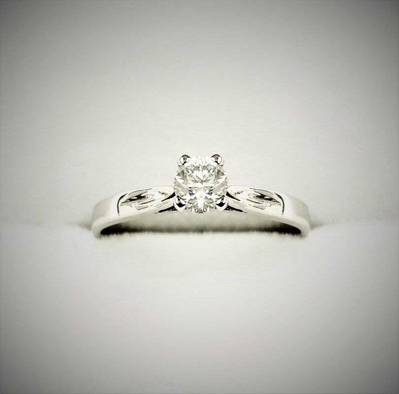14K White Gold Diamond (0.32ct) Ring