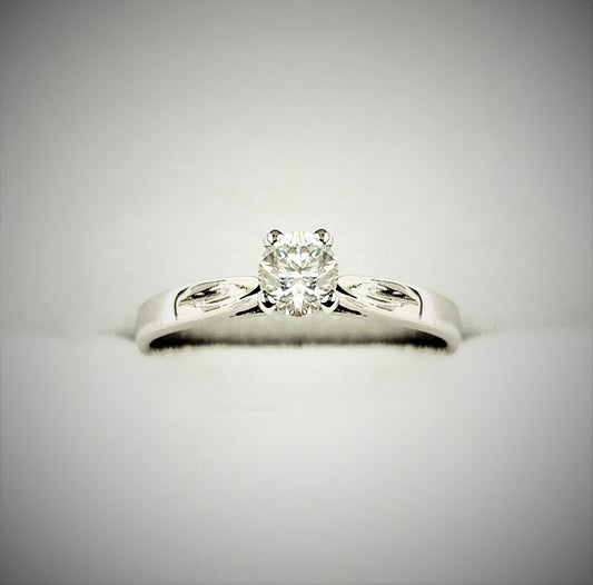 14K White Gold Diamond (0.32ct) Ring