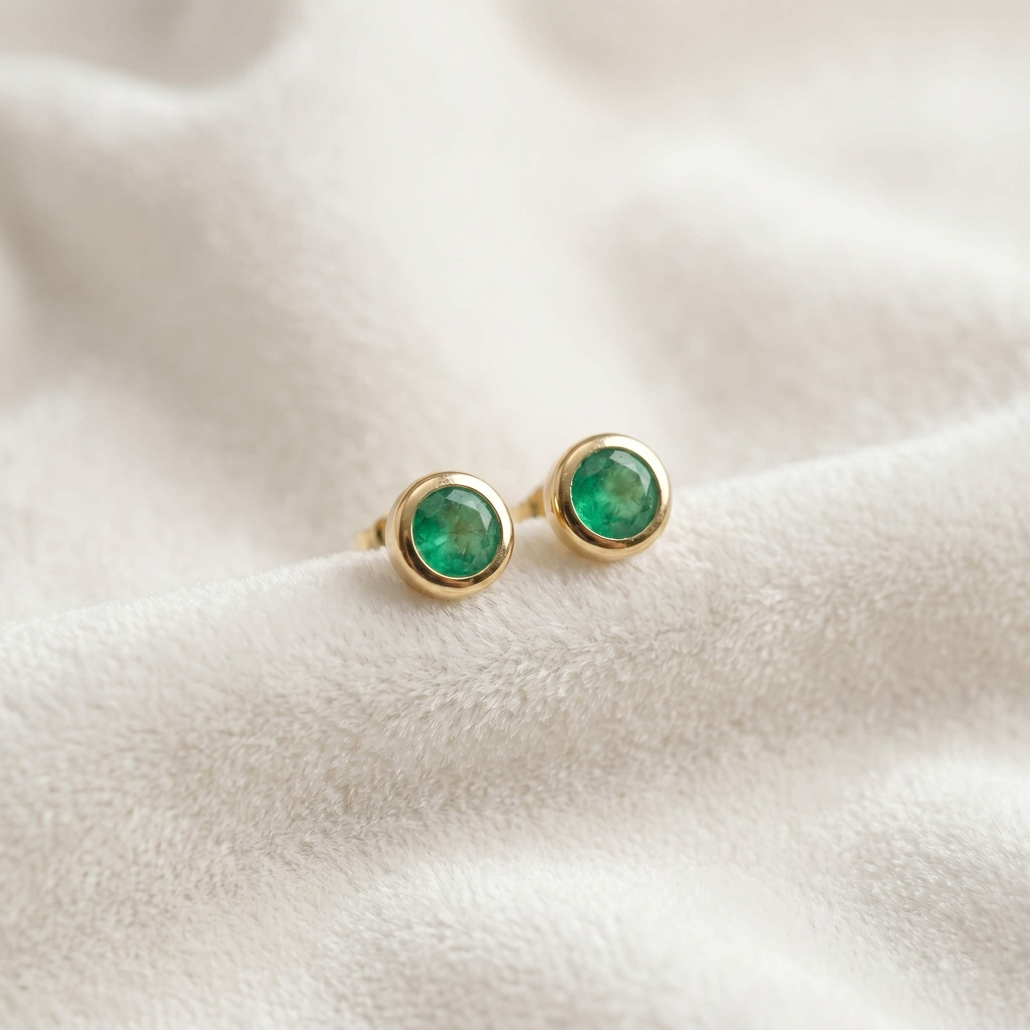 14K Yellow Gold Natural Emerald Stud Earrings, Green Emerald 5mm Bezel Set, Minimalist Gold Earrings, May Birthstone Jewelry, Gift for Her