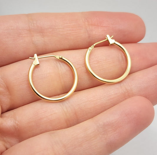 14K Yellow Gold Hoop Earrings, 17mm