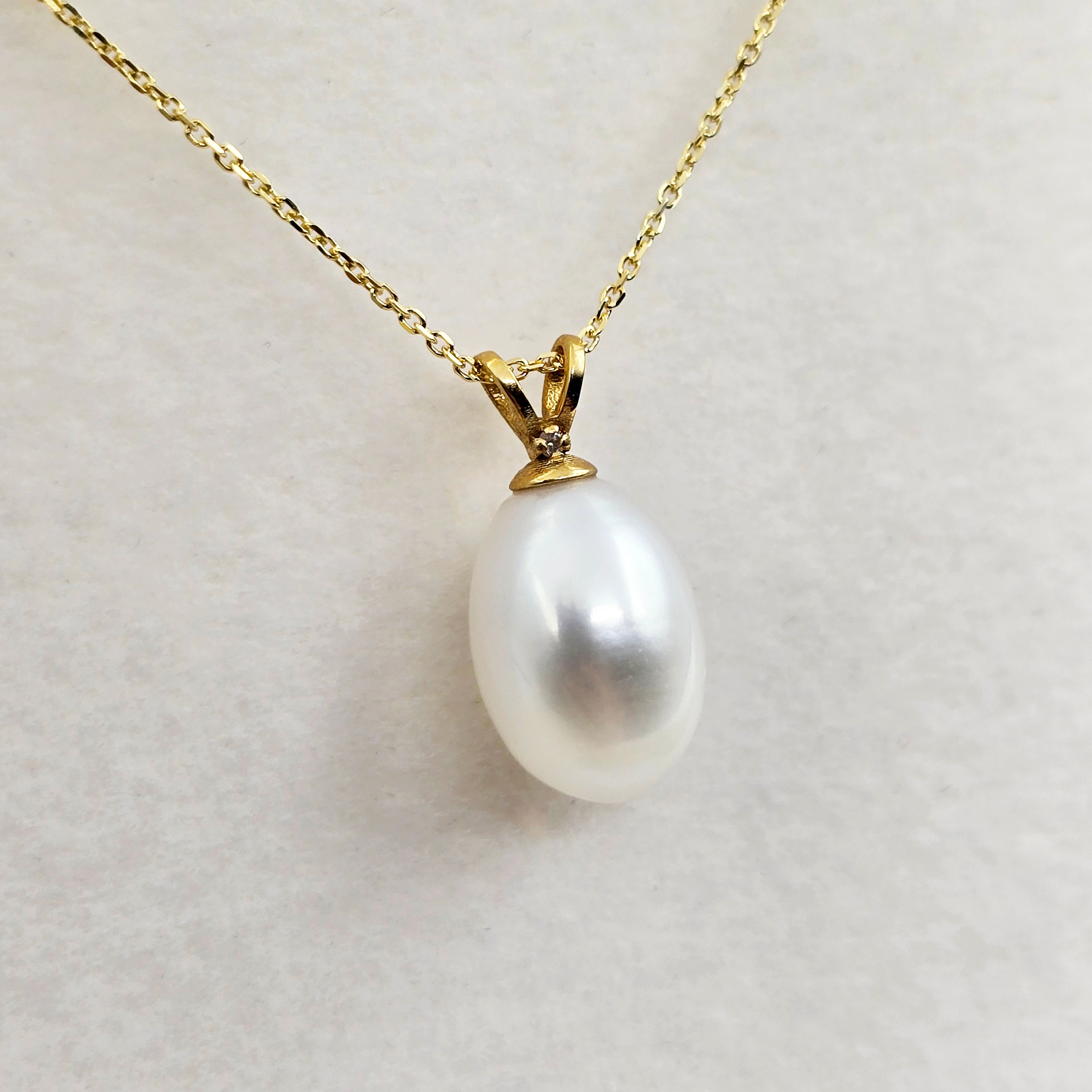 14K Yellow Gold Pearl Pendant Necklace, Diamond Accent, June Birthstone