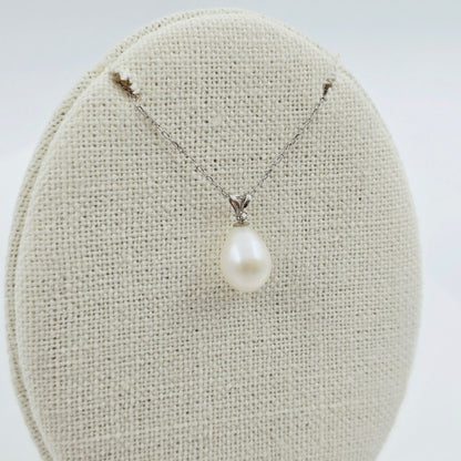 14K White Gold Genuine Freshwater Pearl Pendant