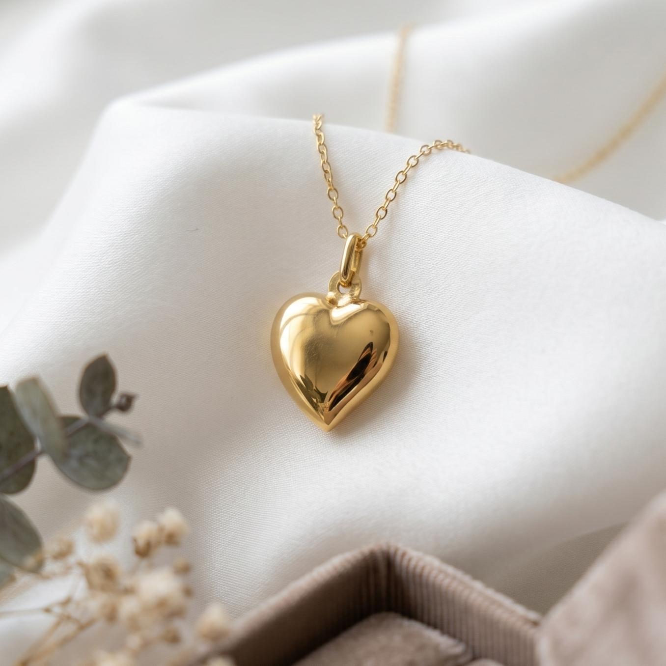 10k Yellow Gold Heart Pendant Necklace, Minimalist Jewelry, ValentineÆ’??s Day Gift