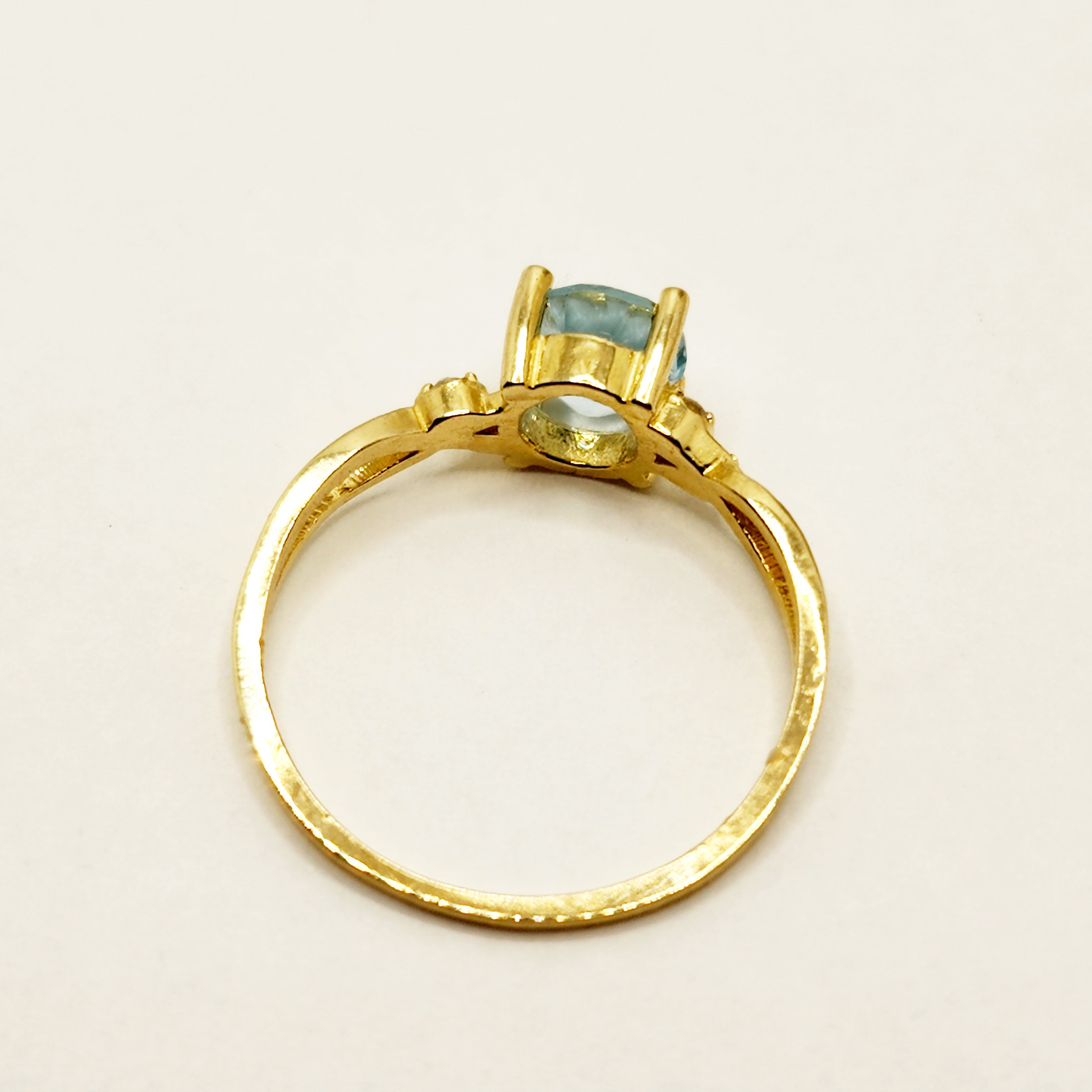 10K Yellow Gold Aquamarine 6x6mm with Diamond 0.04ct Ring