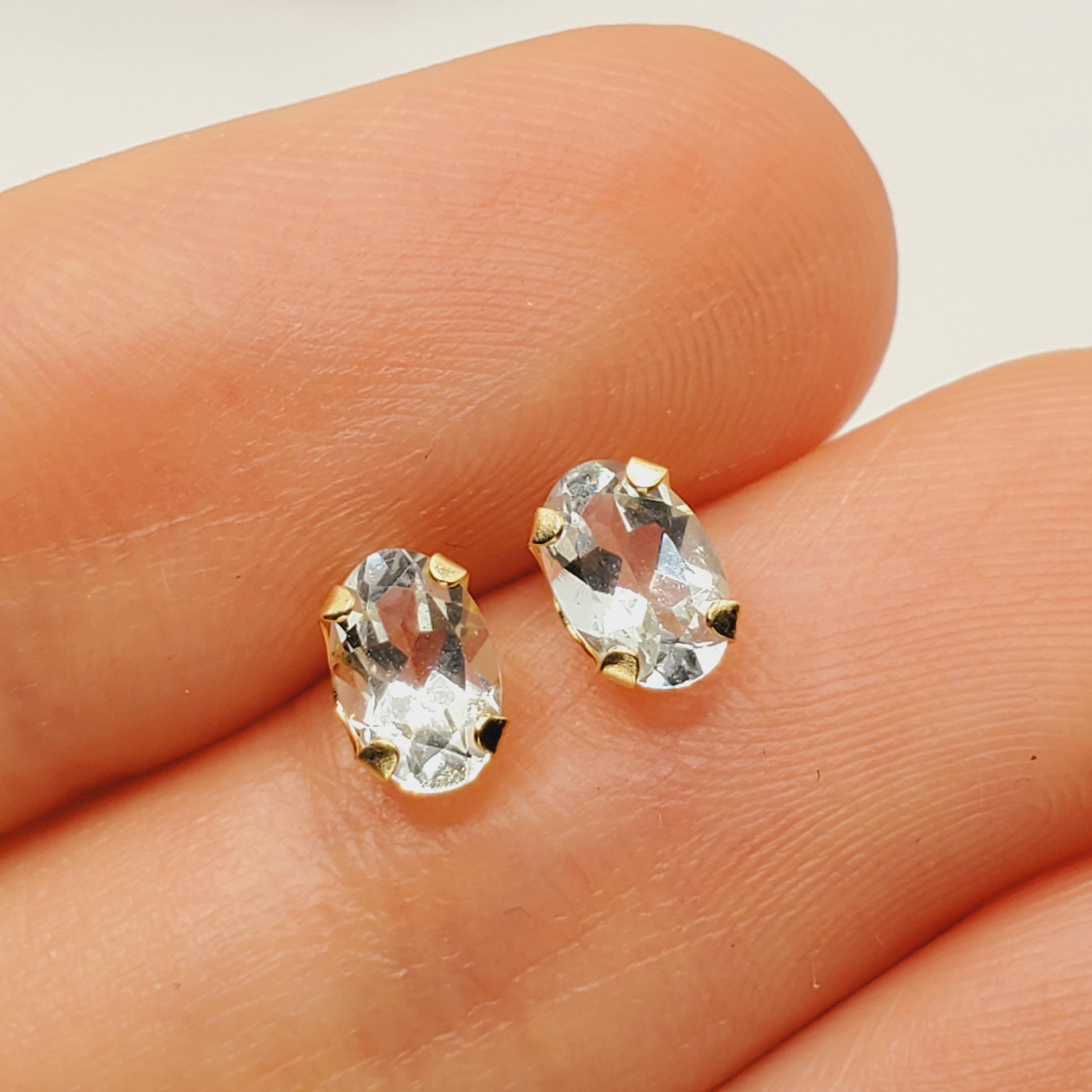 14K Yellow Gold Oval Genuine Aquamarine 6X4mm Stud Earrings