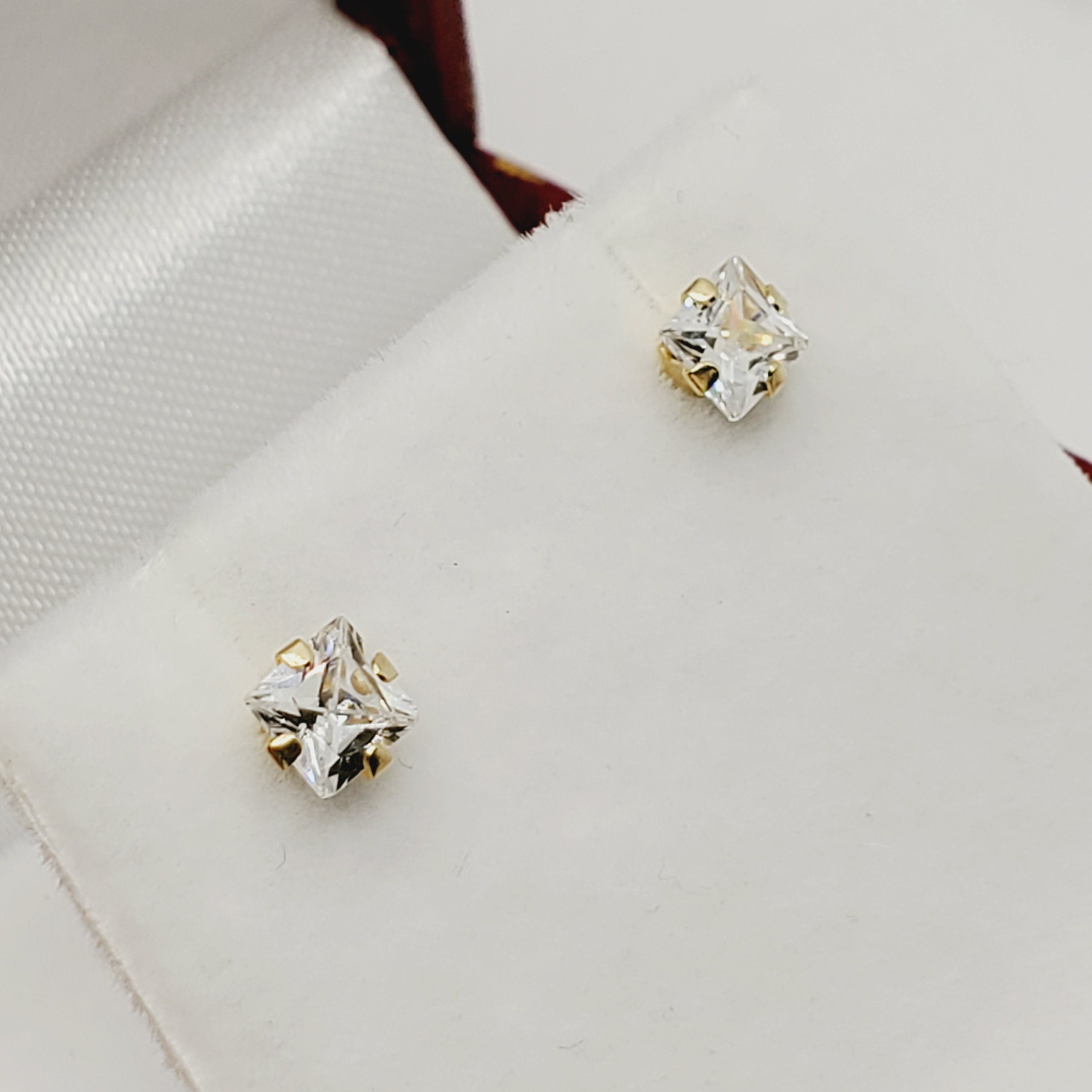 Princess Cut Pushbacks Square Studs, Yellow Gold Cubic Zirconia 4x4mm Stud Earrings, Gold CZ Earrings, Gold Princess Solitaire Earrings