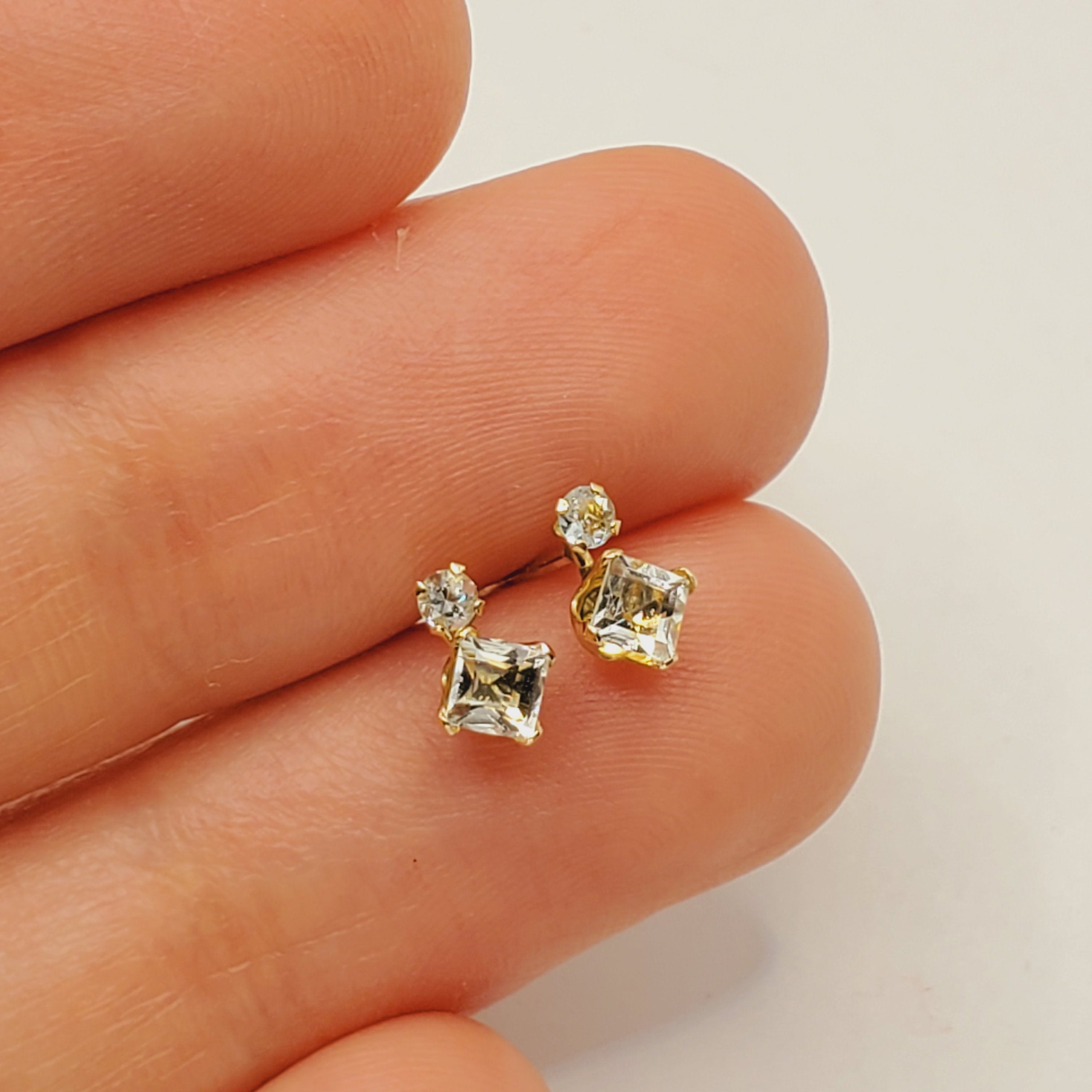 10K Yellow Gold Aquamarine Stud Earrings