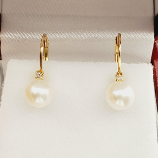 14K Gold Leverback Pearl Earrings with Diamond Accent - Elegant Fine Jewelry