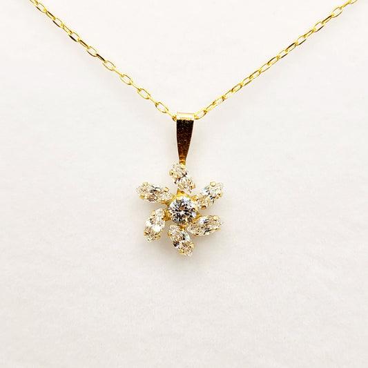 Sparkling CZ Starburst 10KT Gold Pendant, Cubic Zirconia Pendant, Shimmering Jewelry, Dazzling Starburst Design Pendant Elegant Accessories