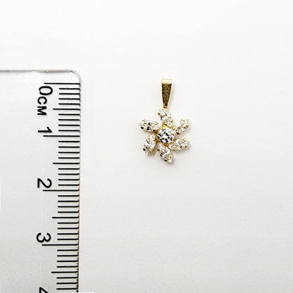 Sparkling CZ Starburst 10KT Gold Pendant, Cubic Zirconia Pendant, Shimmering Jewelry, Dazzling Starburst Design Pendant Elegant Accessories