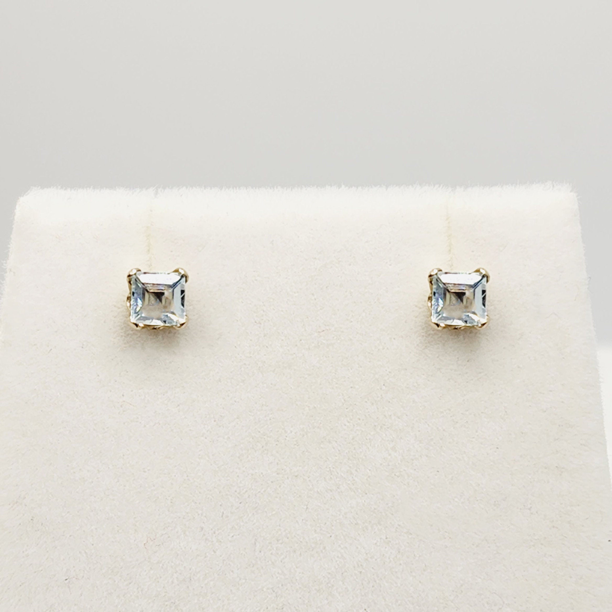 14K Yellow Gold Aquamarine 3x3mm Stud Earrings: March Birthstone