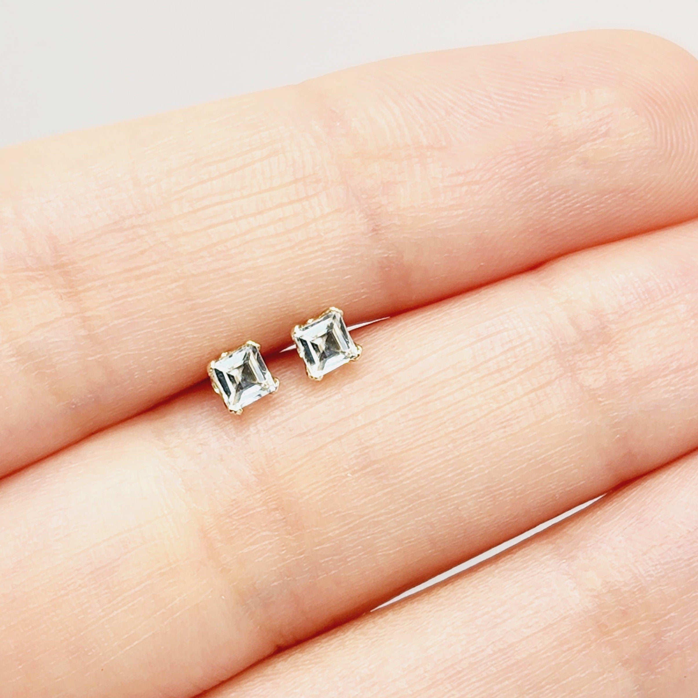 14K Yellow Gold Aquamarine 3x3mm Stud Earrings: March Birthstone