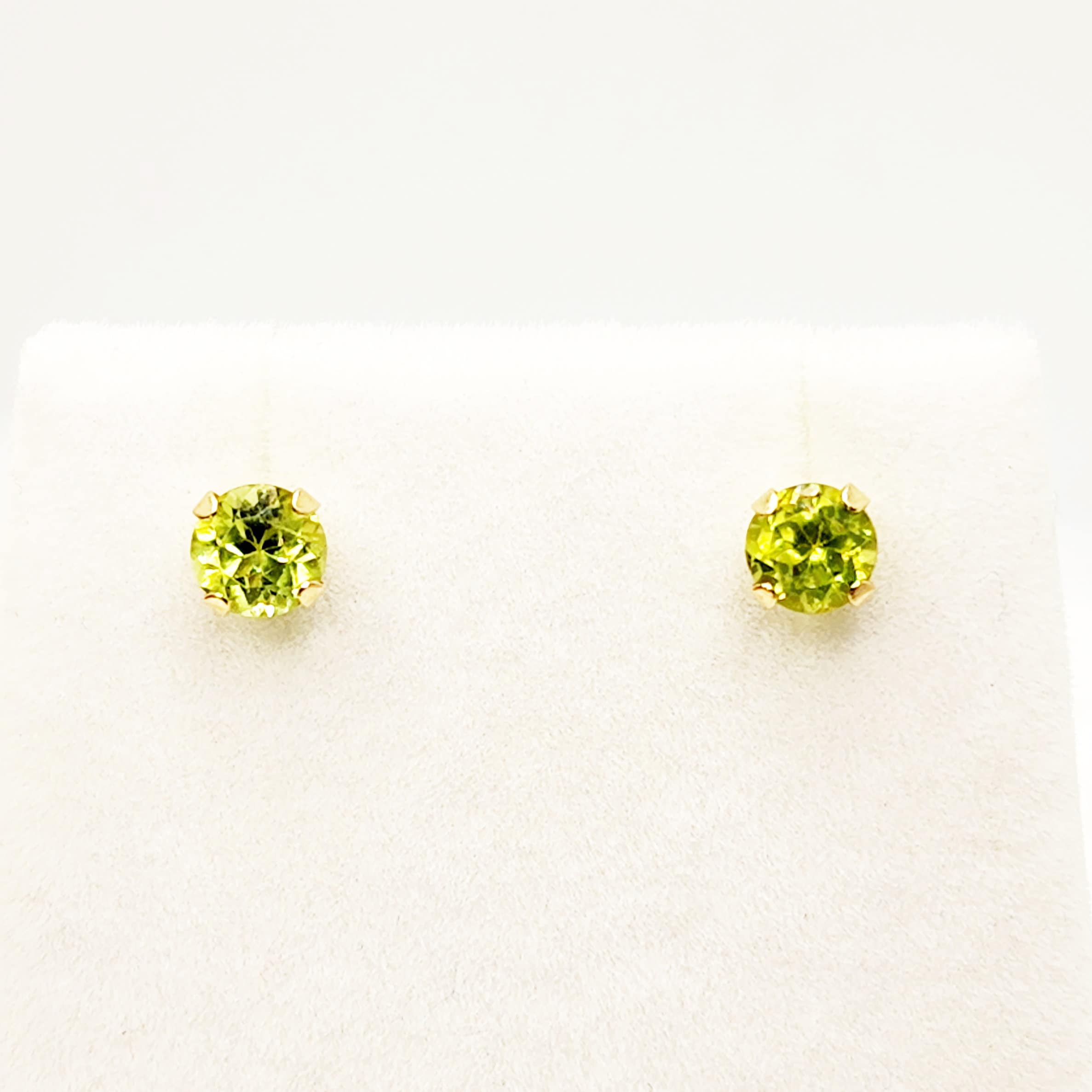 Gold Peridot Stud Earrings, 10K Yellow Gold Peridot 4x4mm Stud Earrings, August Birthstone, Peridot Jewelry, Gemstone Earrings For Her