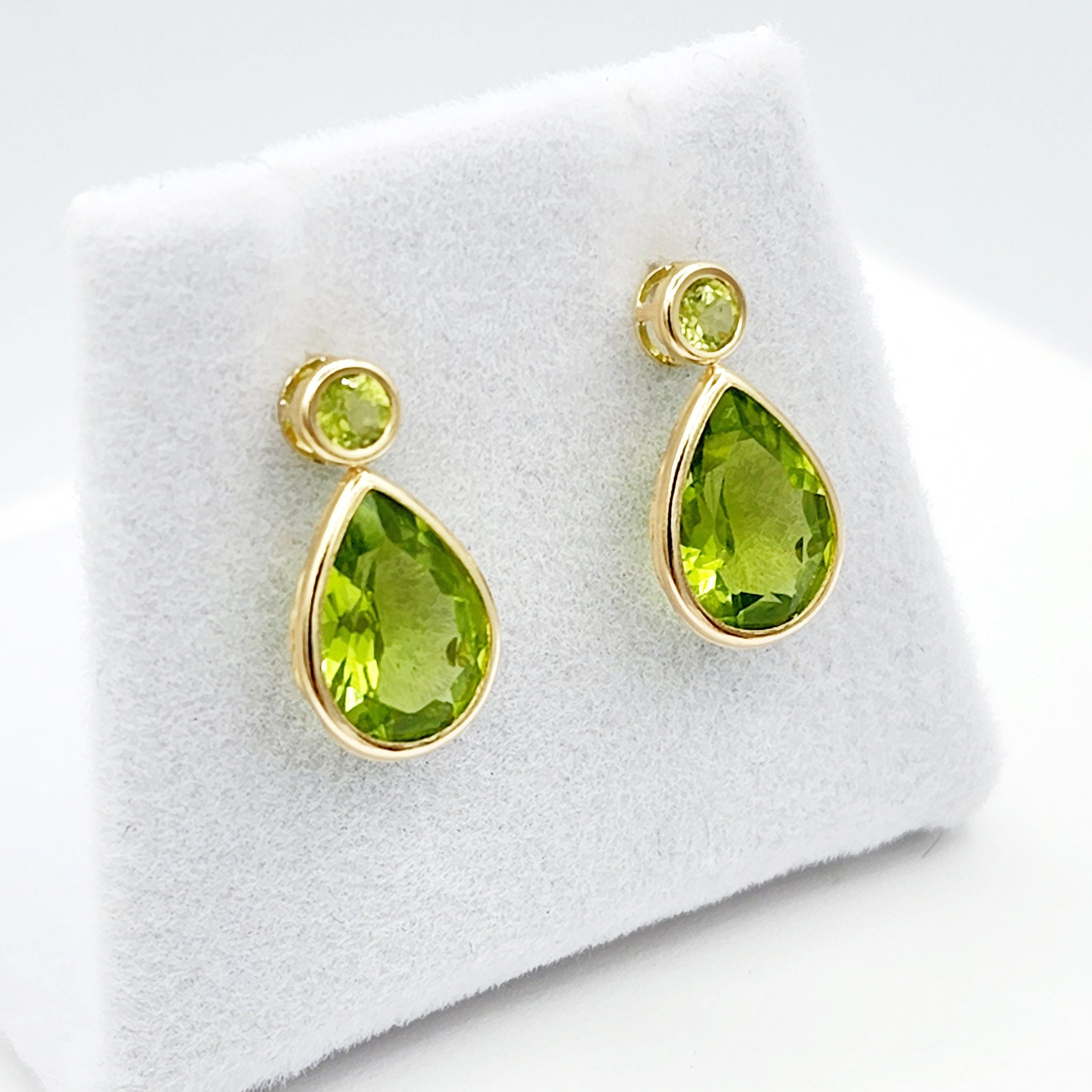 Gold Peridot Stud Earrings , 14k Yellow Gold Teardrop Genuine Peridot 4.7cts Stud Earrings, August birthstone, Birthday Gift