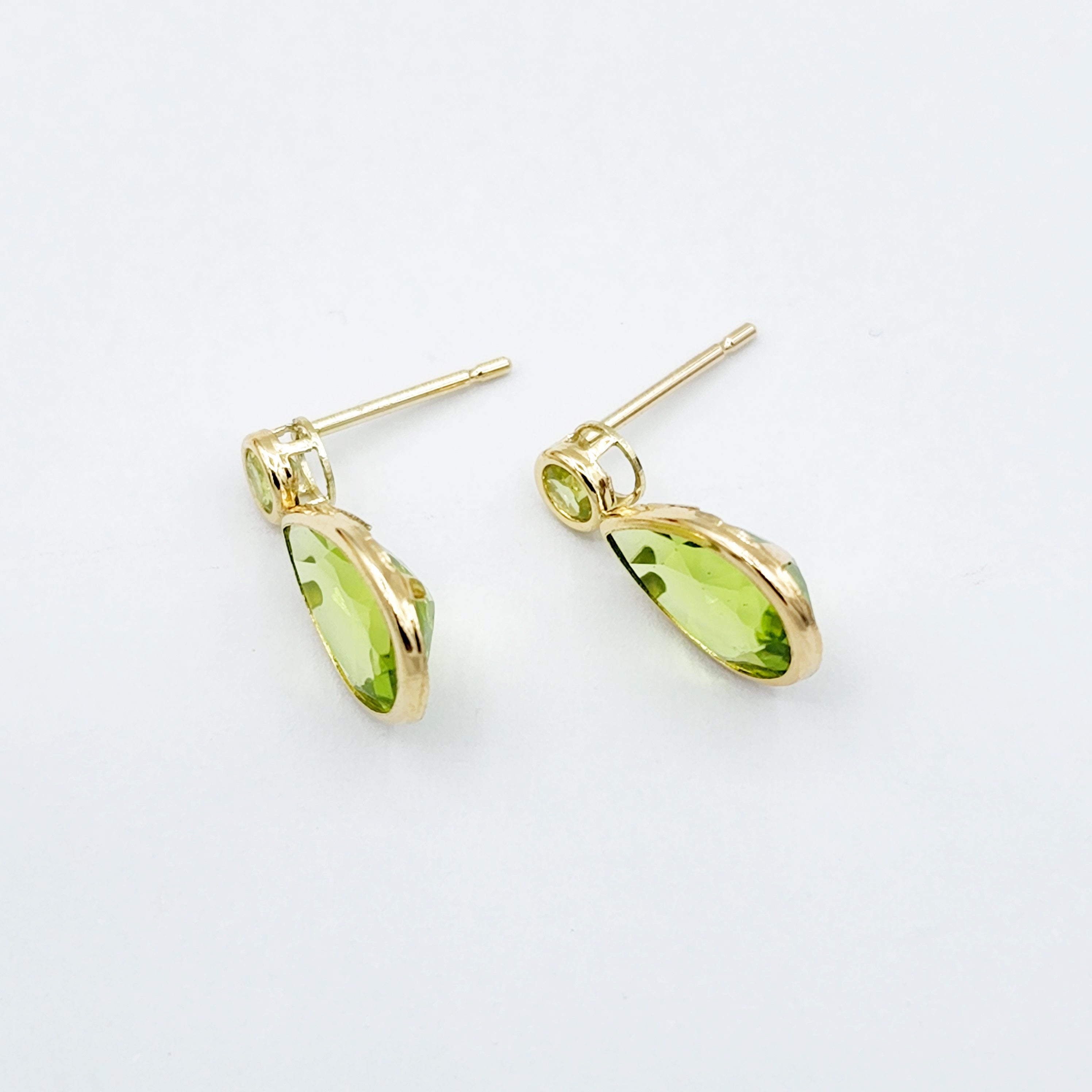 Gold Peridot Stud Earrings , 14k Yellow Gold Teardrop Genuine Peridot 4.7cts Stud Earrings, August birthstone, Birthday Gift