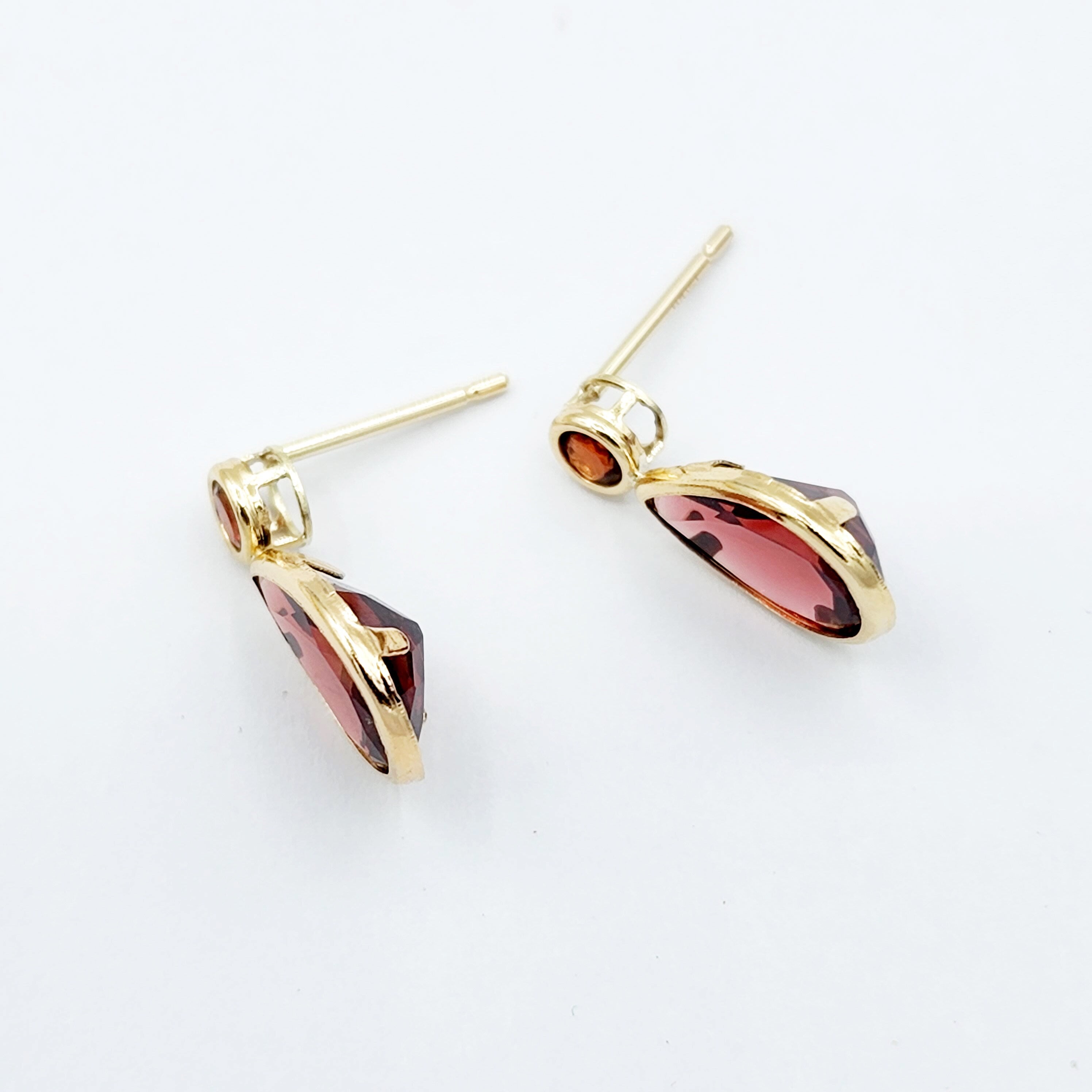 Gold Garnet Stud Earrings,  14k Yellow Gold Teardrop Genuine Garnet 4.7cts Stud Earrings, Birthstone Earrings, January Birthstone