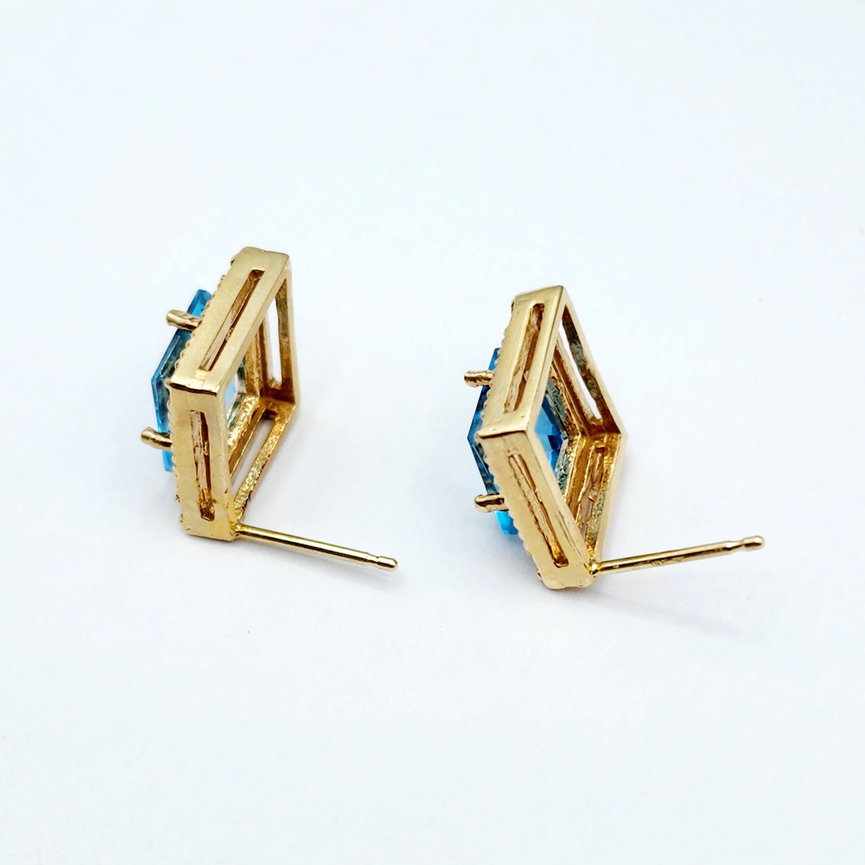 Gold Blue Topaz Stud Earrings, 14K Yellow Gold Blue Topaz 3.0cts Stud Earrings, Handmade Earrings, Gemstone Earrings, December Birthstone