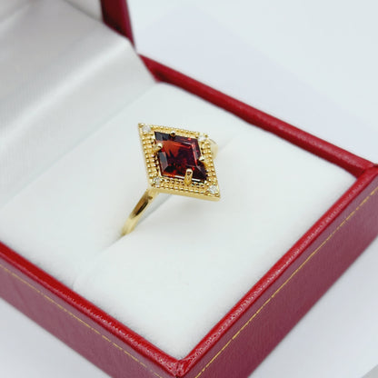 Gold Garnet Ring, 14K Yellow Gold Garnet 1.5ct with Diamond 0.04ct Ring, January Birthstone Ring For Women